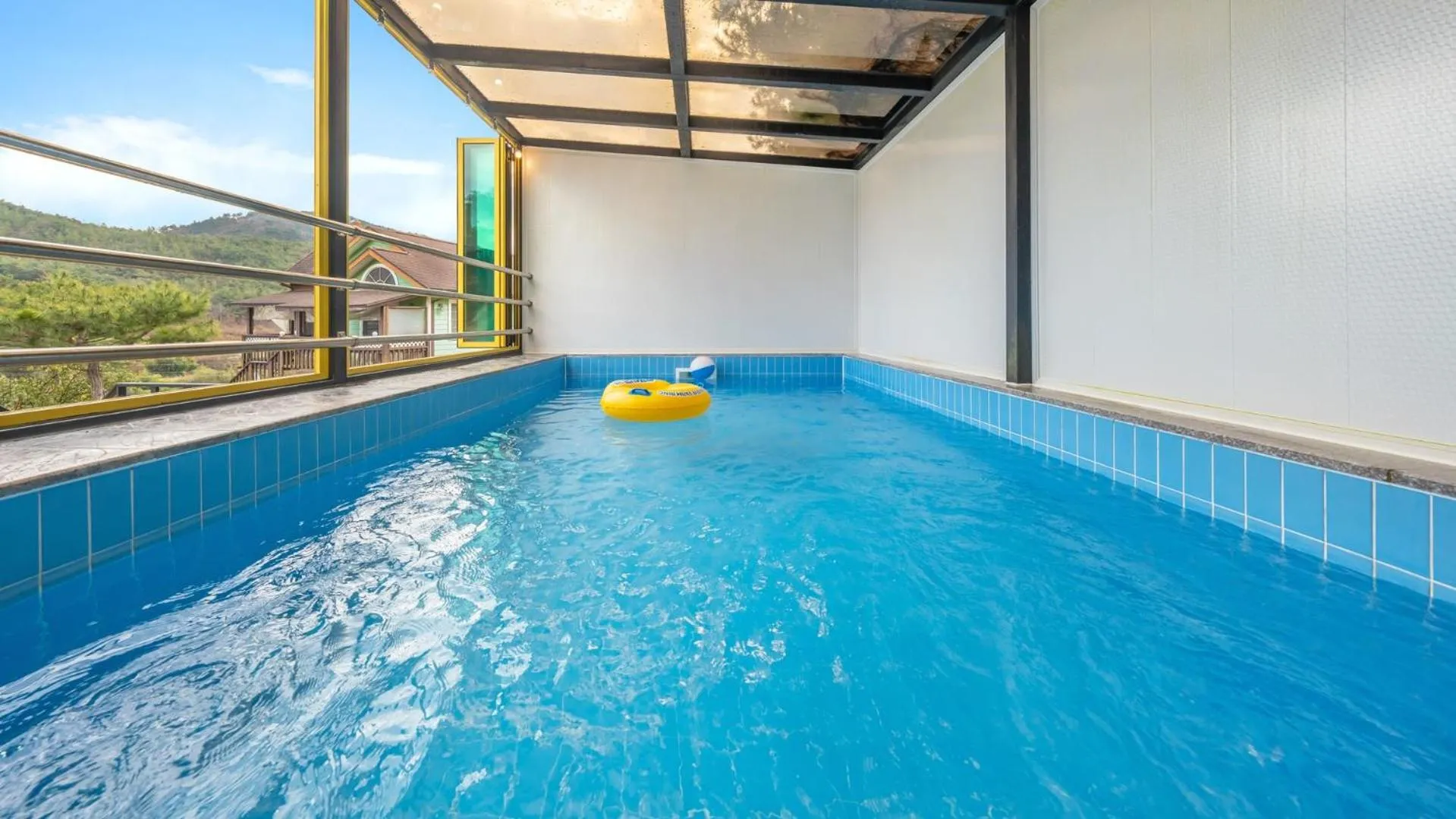Property building in Gyeongju Woojin Green Pension