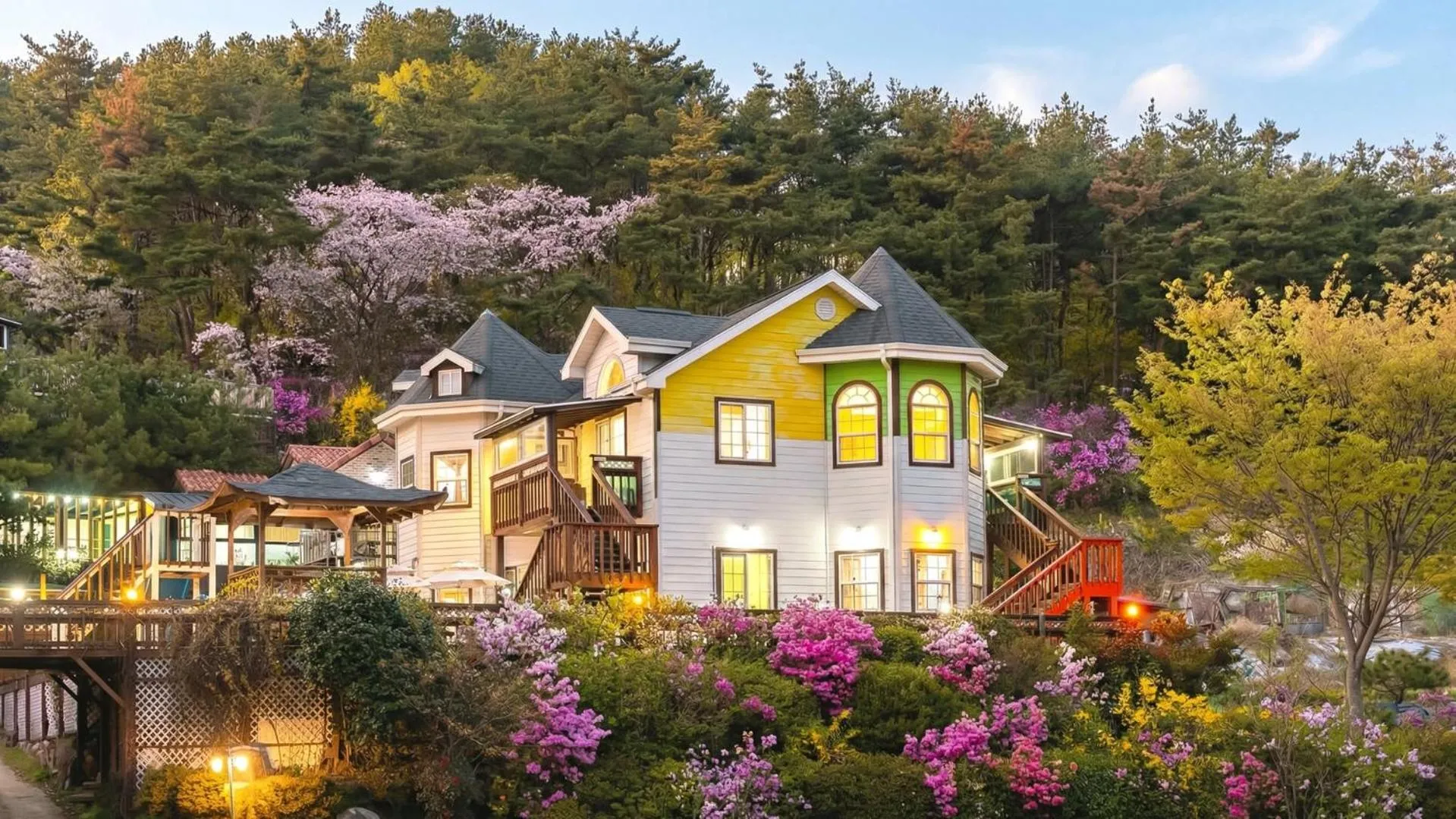 Property building in Gyeongju Woojin Green Pension
