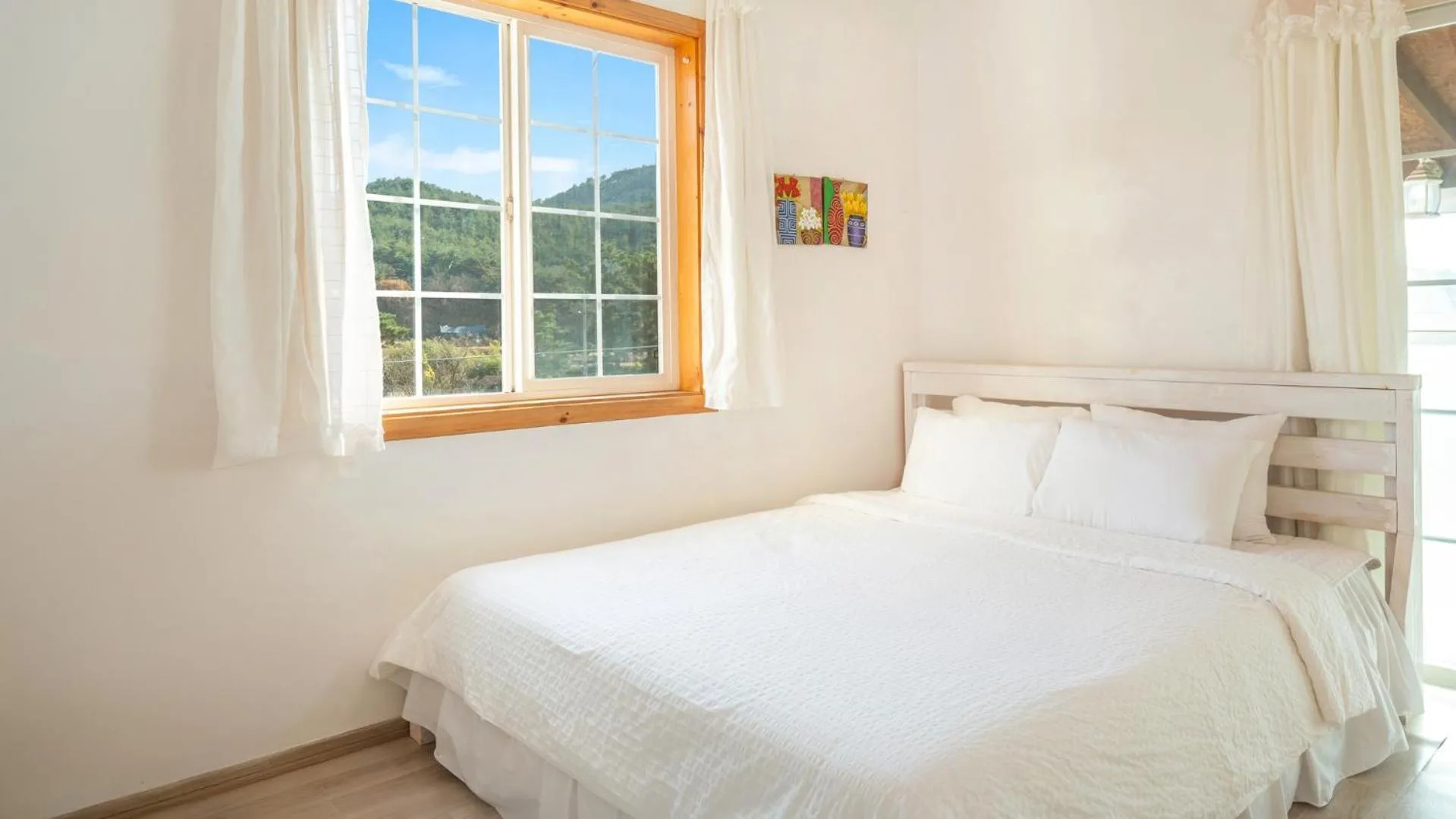 Property building, Bed in Gyeongju Woojin Green Pension