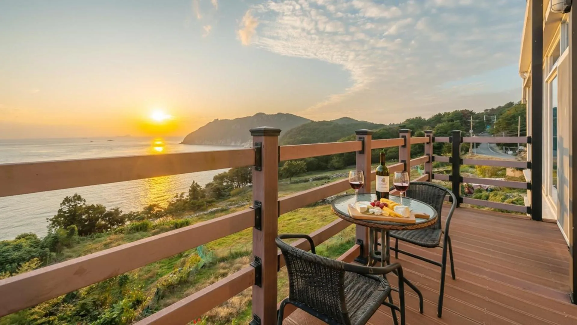 Property building in Geoje Inbito Pension