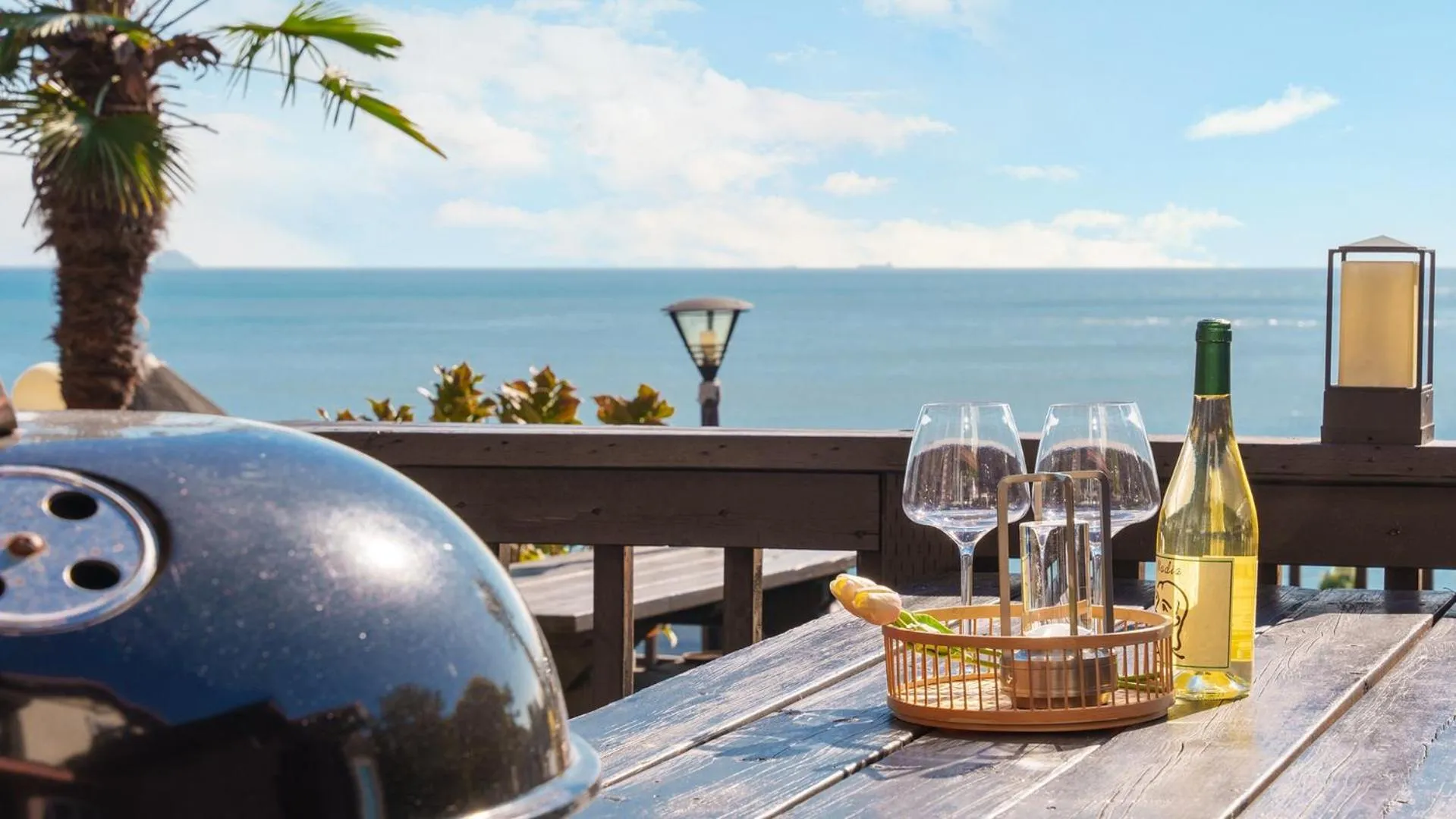 Photo of the whole room in geoje yeoul pet-friendly pension