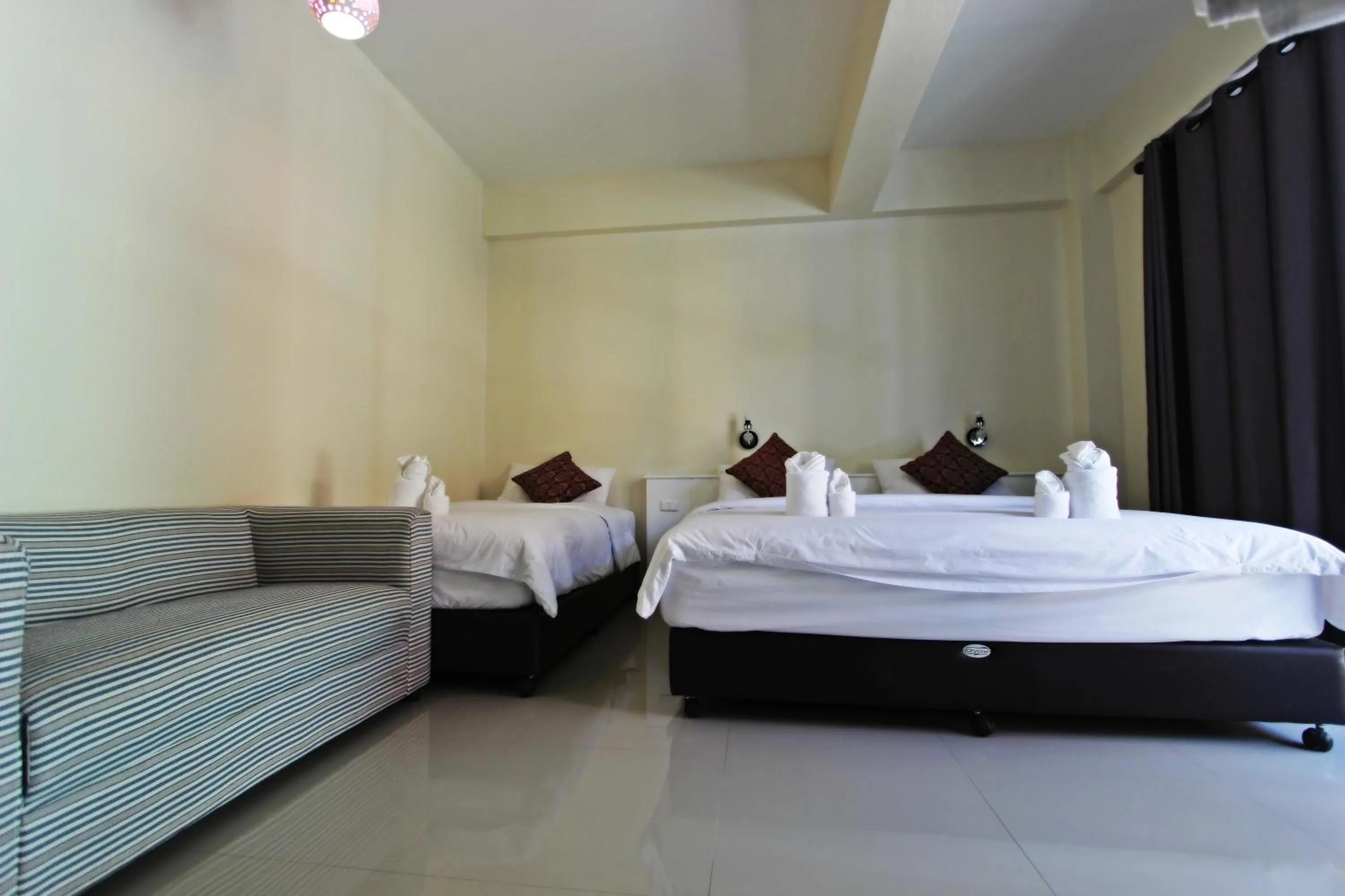 Bedroom, Bed in Baan Pordeedin
