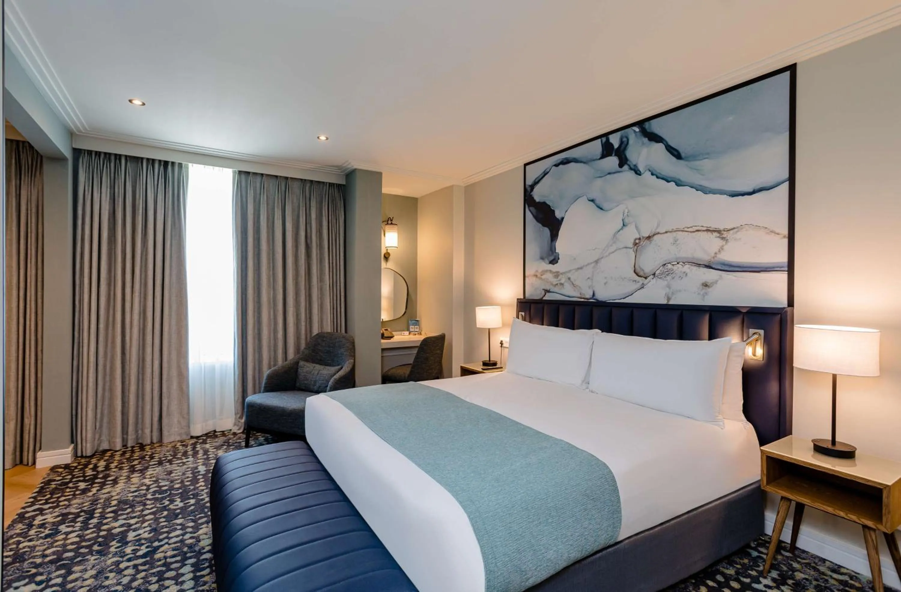 Bedroom, Bed in Southern Sun Rosebank, Johannesburg