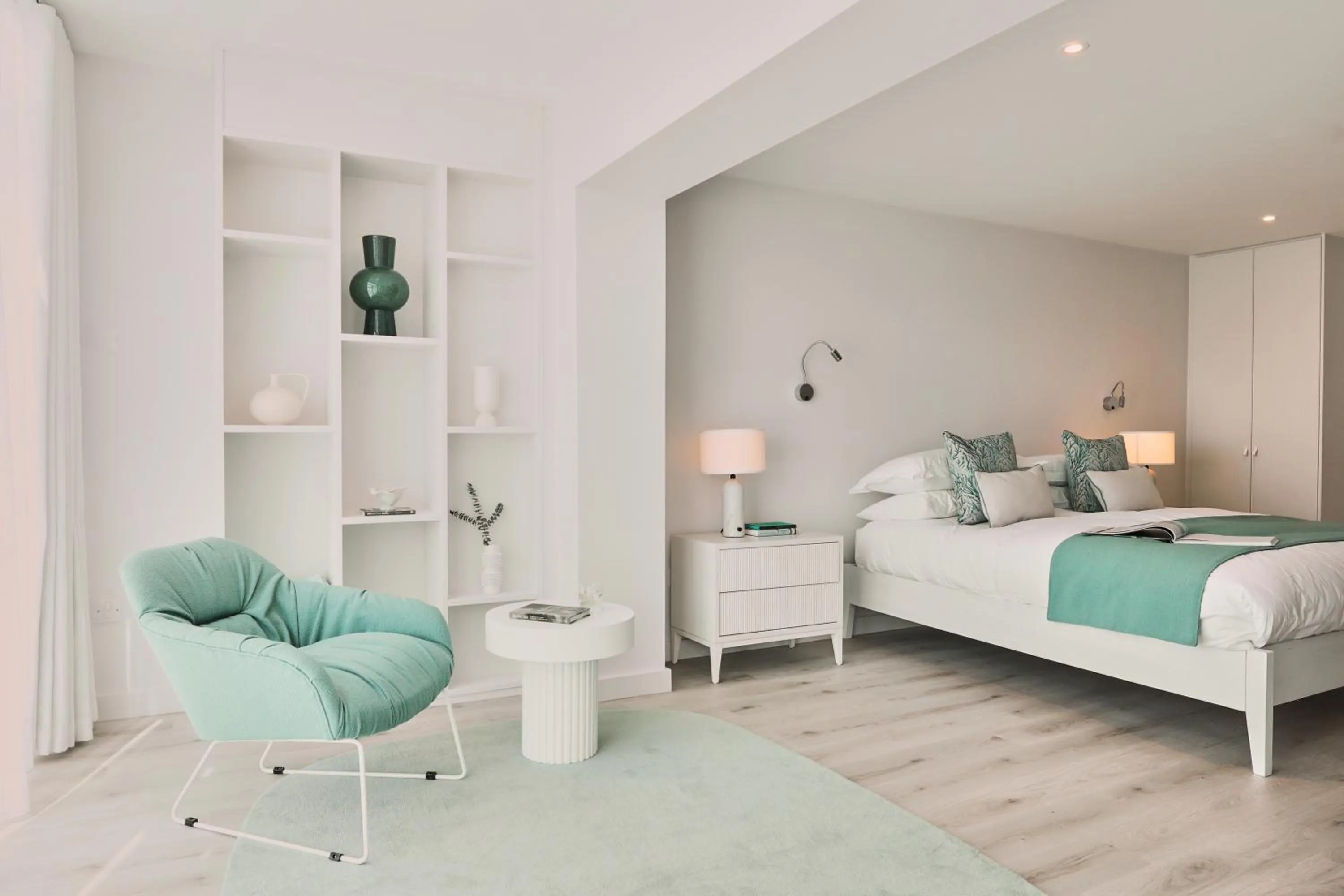 Bed in St Moritz Hotel and Cowshed Spa