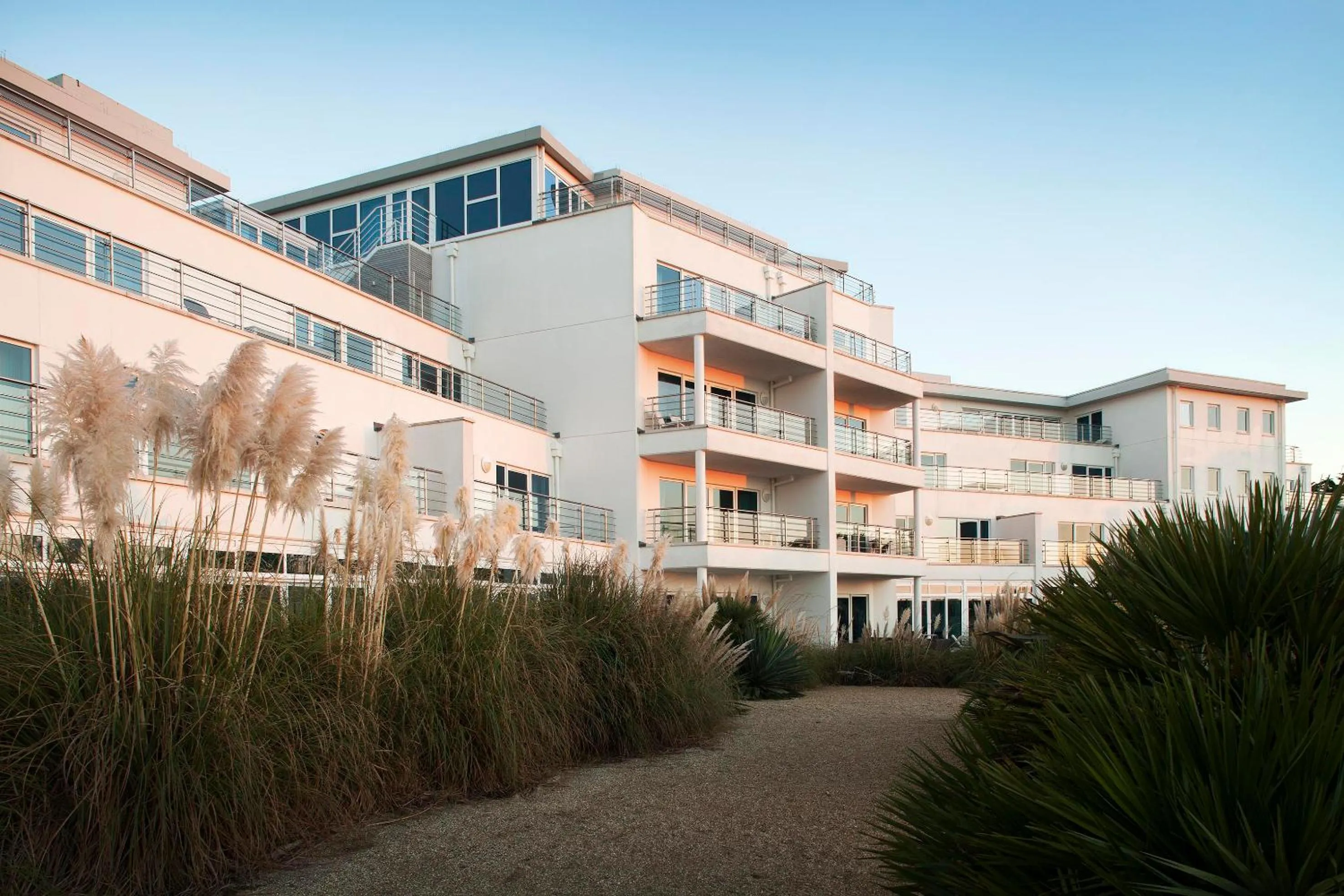 Facade/entrance in St Moritz Hotel and Cowshed Spa