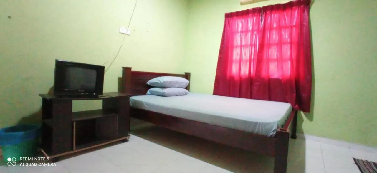 Bed in Bayu Beach Chalet PCB