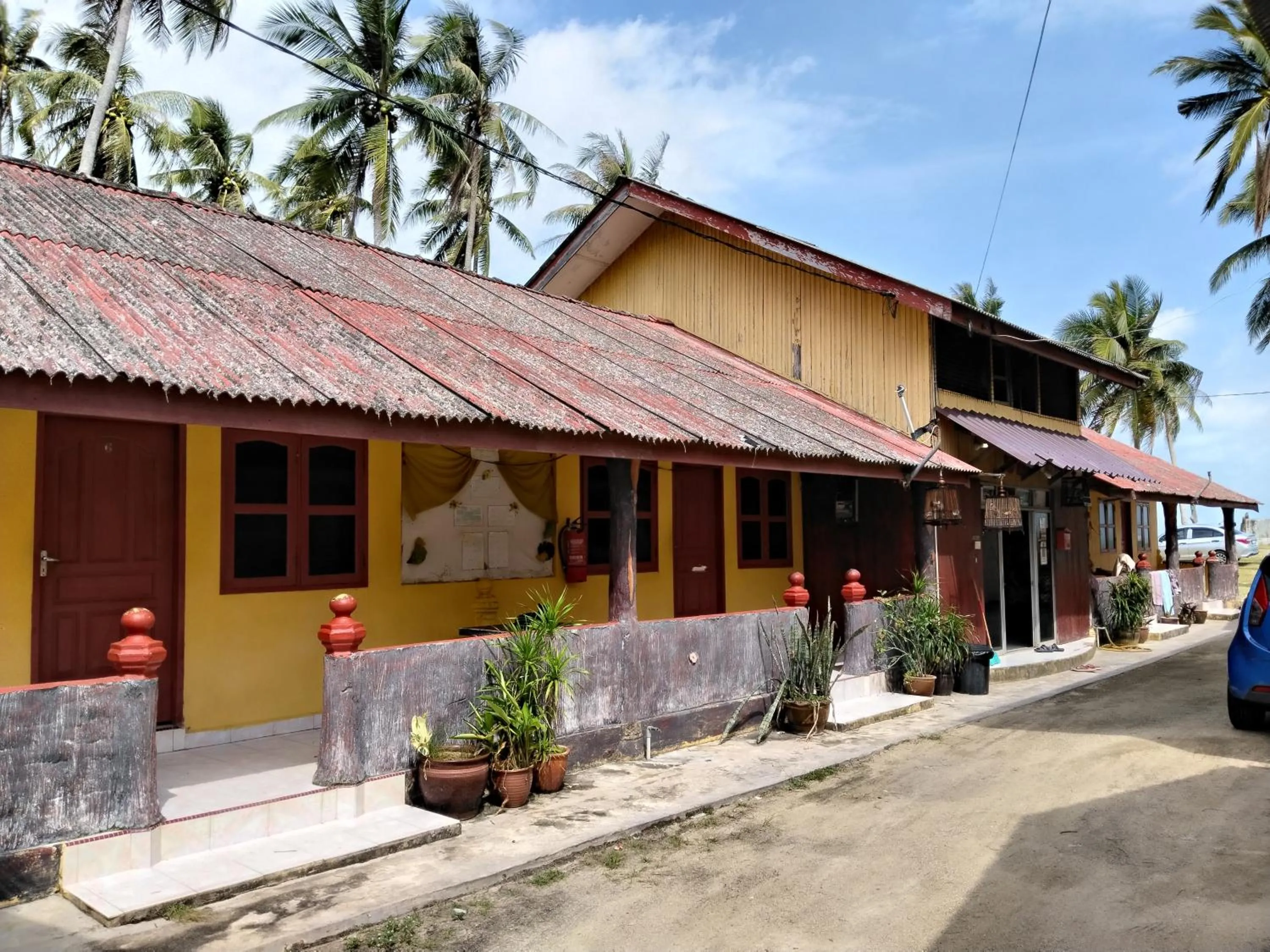 Bayu Beach Chalet PCB