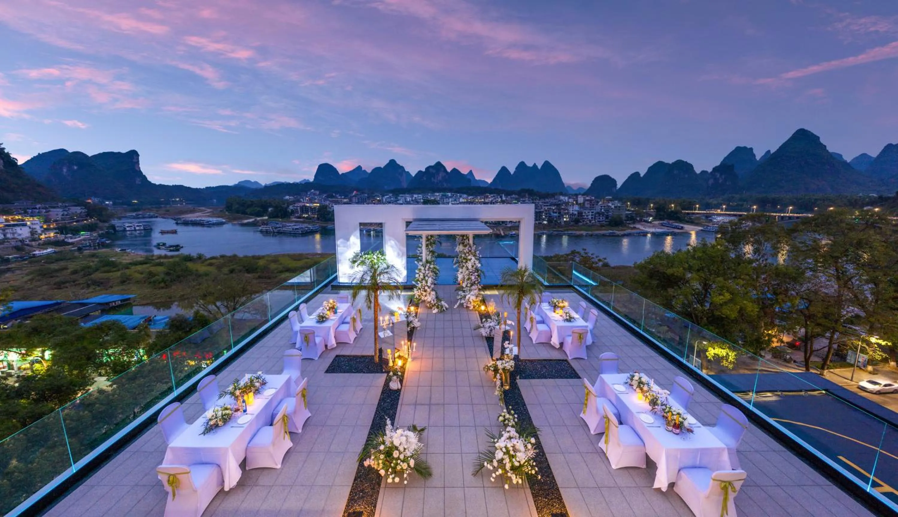 Guilin Yangshuo Shixi Landscape Hotel