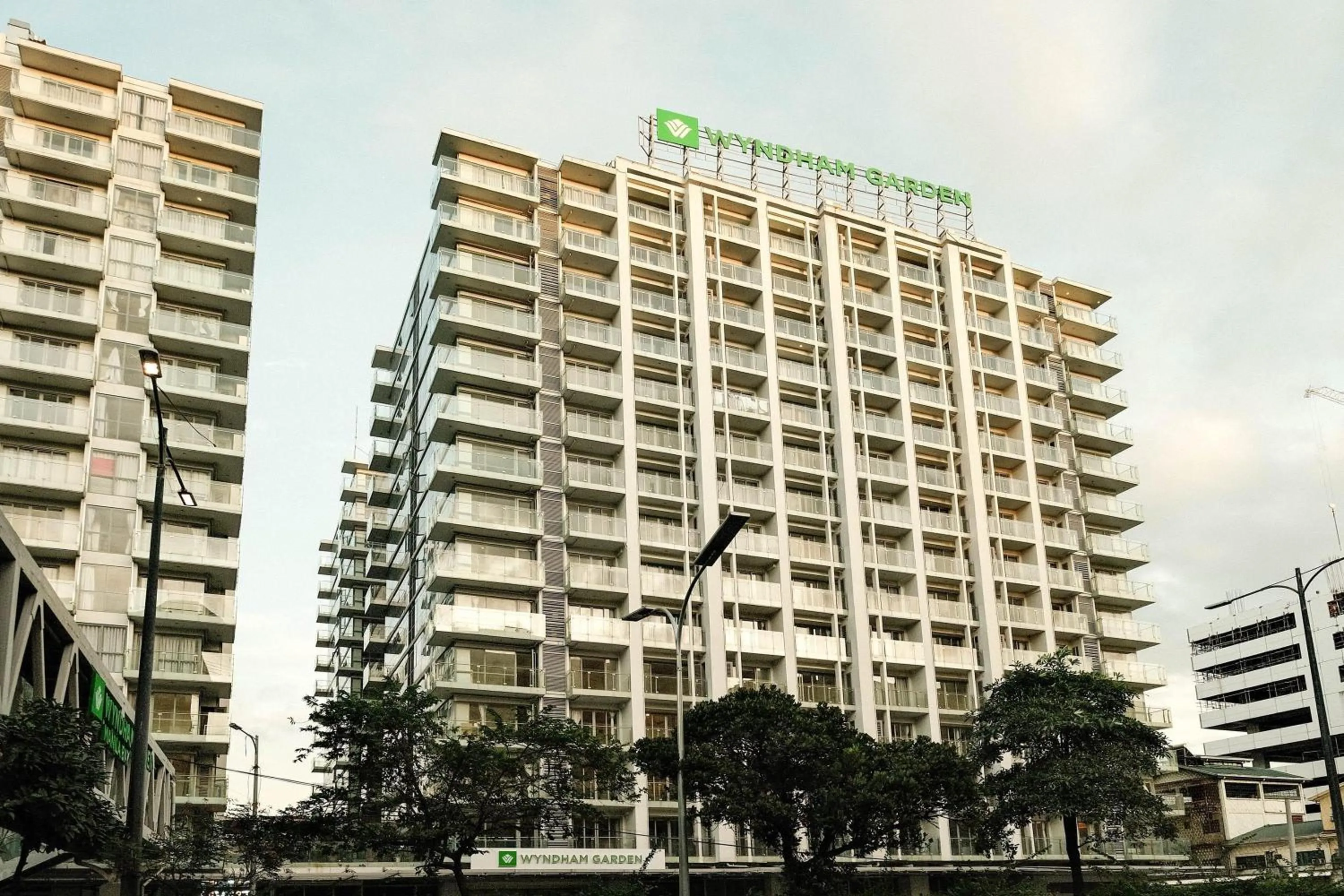Property building in Wyndham Garden Manila Bay