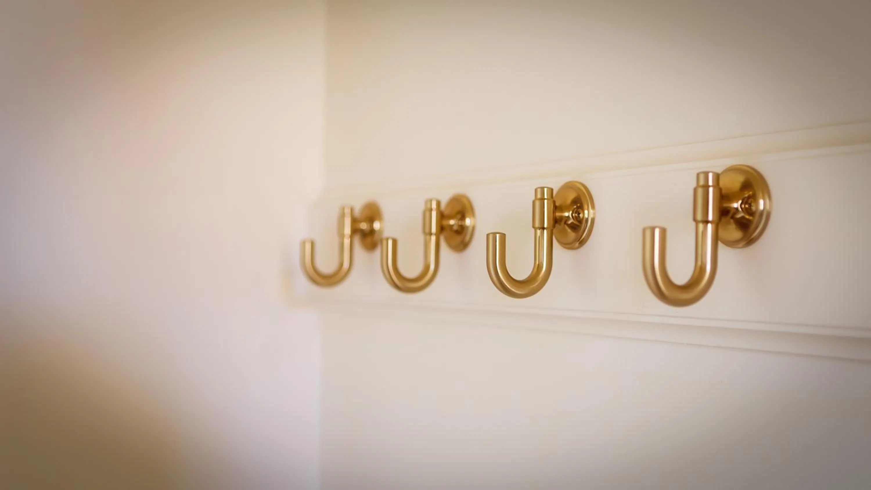 Decorative detail in Motel De La Gare Richmond