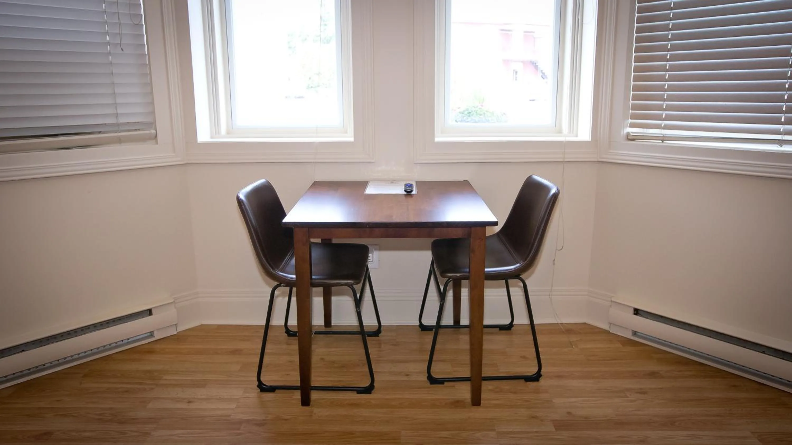 Dining area in Motel De La Gare Richmond