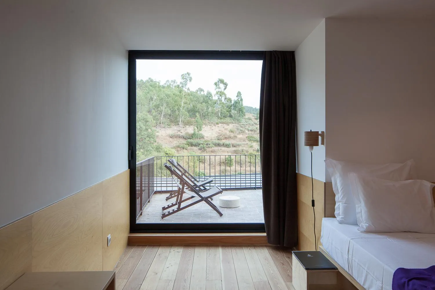 Patio, Bed in Colmeal Countryside Hotel