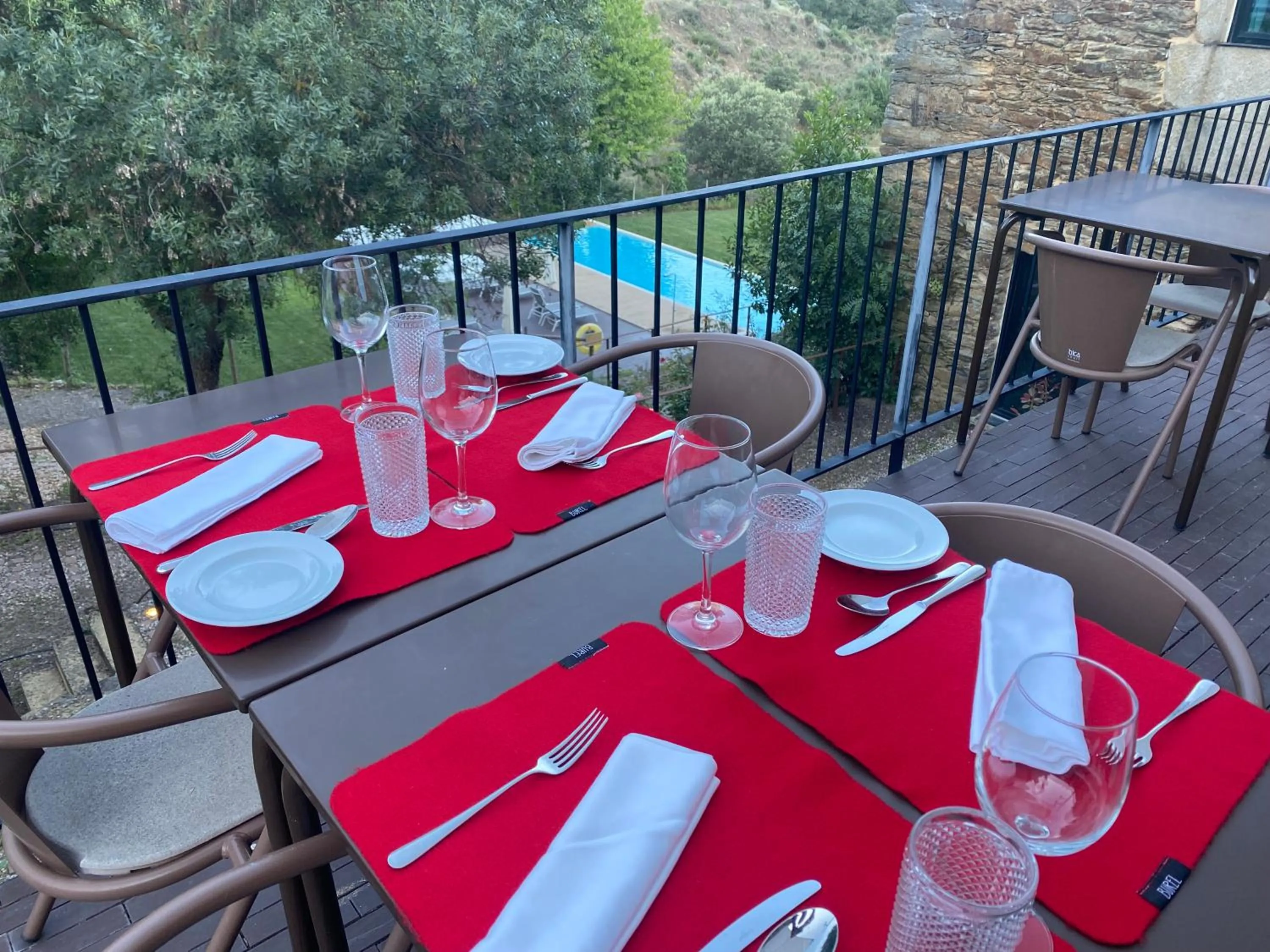 Restaurant/places to eat in Colmeal Countryside Hotel