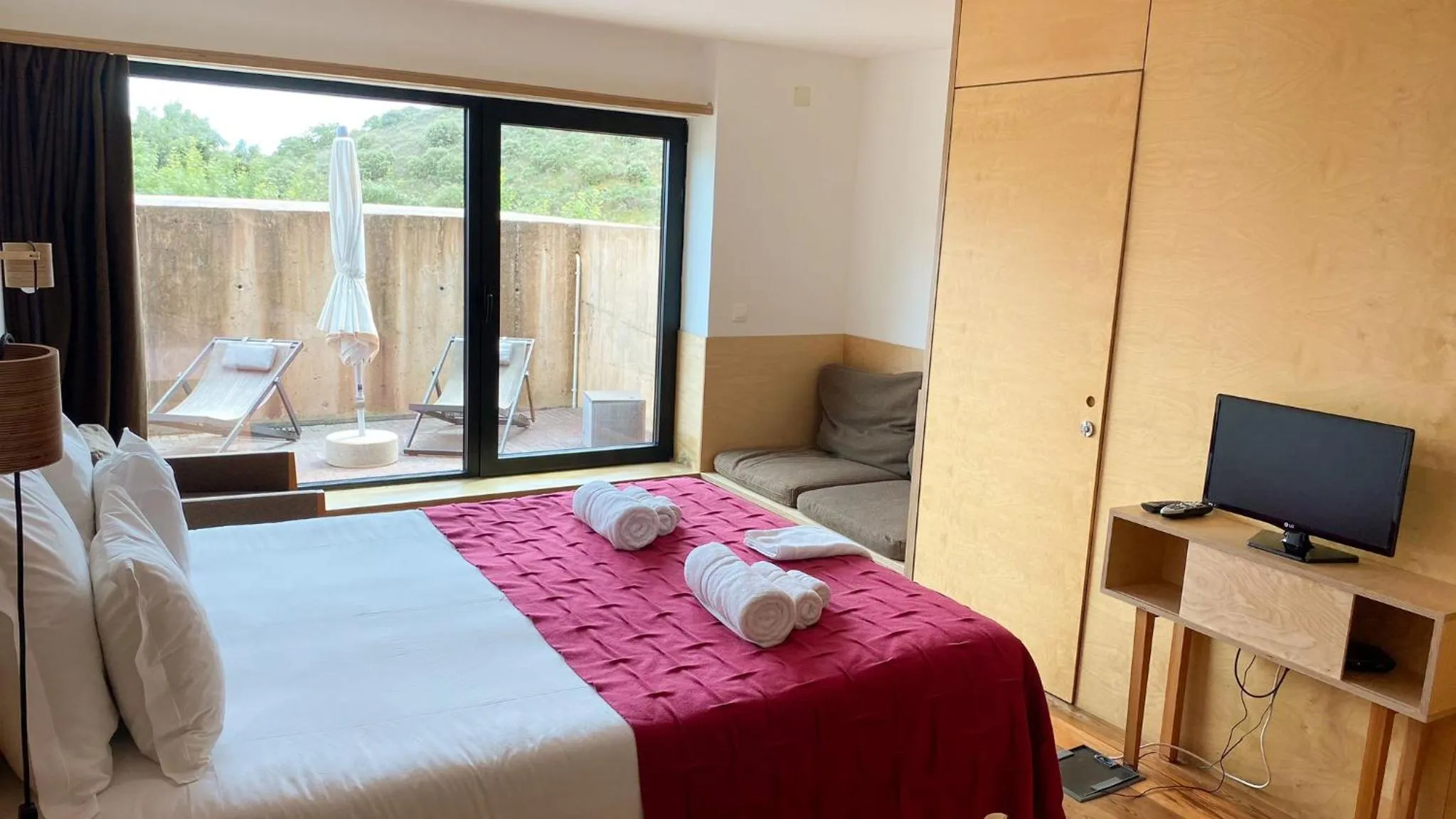 Bed in Colmeal Countryside Hotel