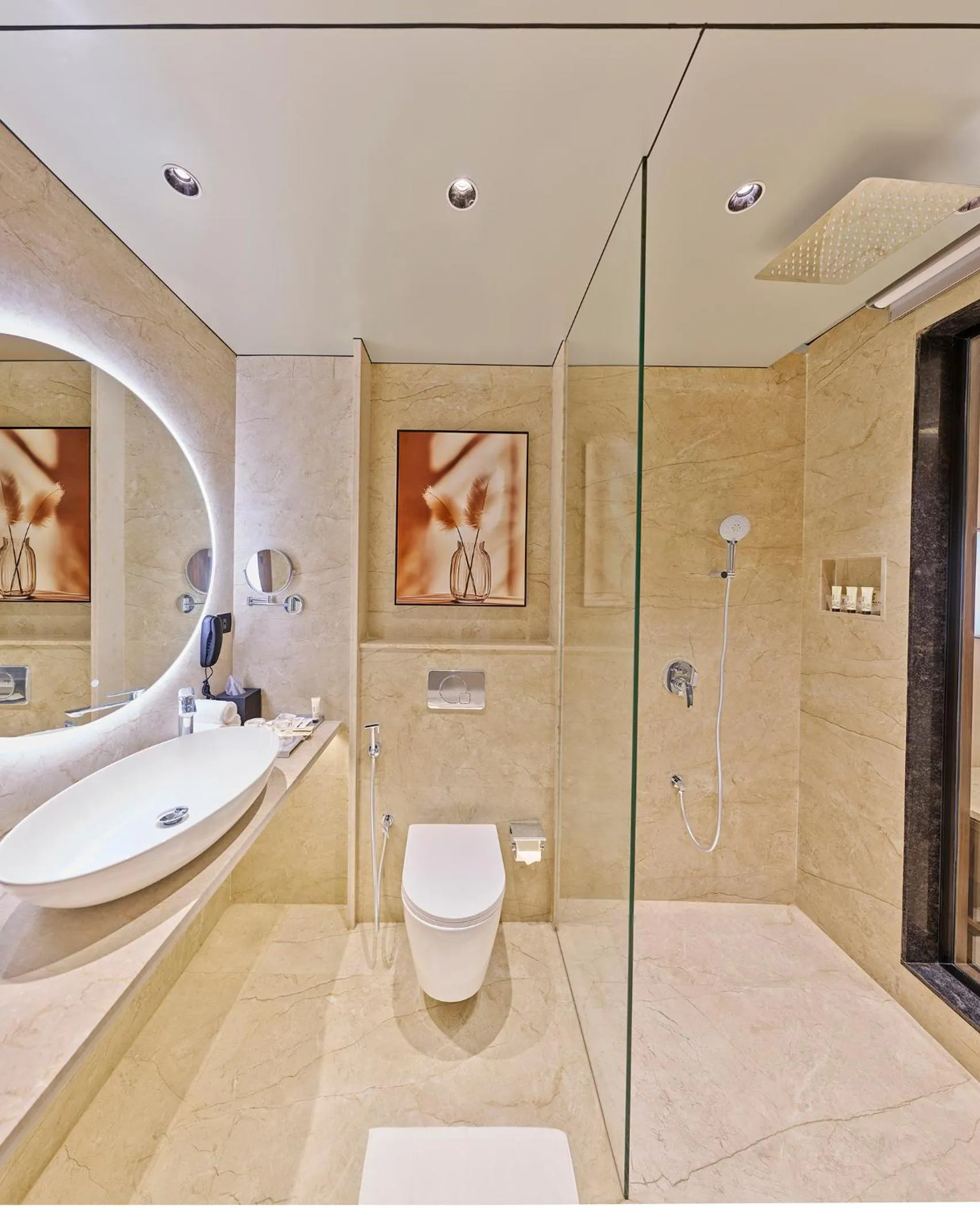 Toilet in Stone Water By Zuper