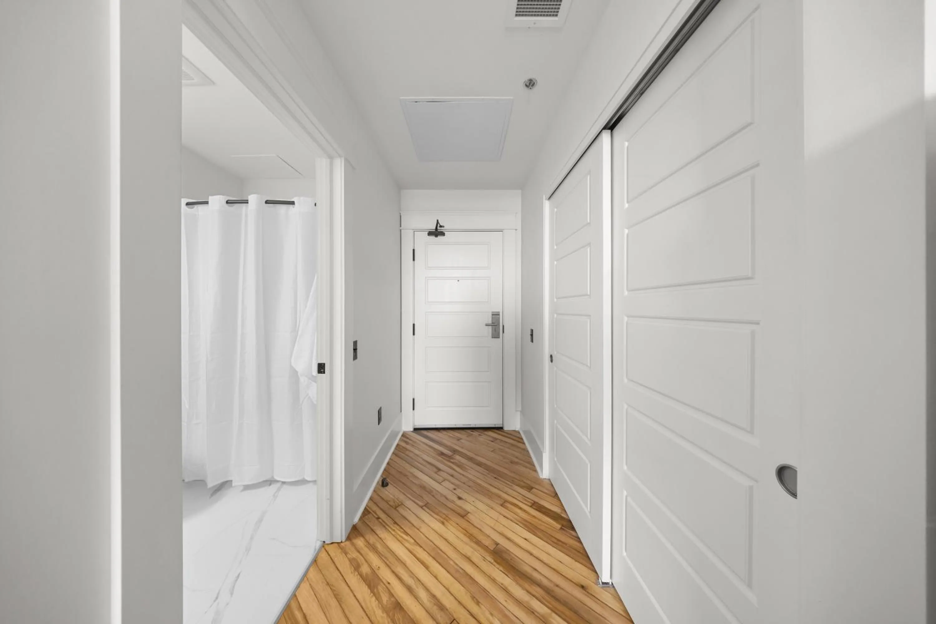 King Studio in Tri Century Mill Suites