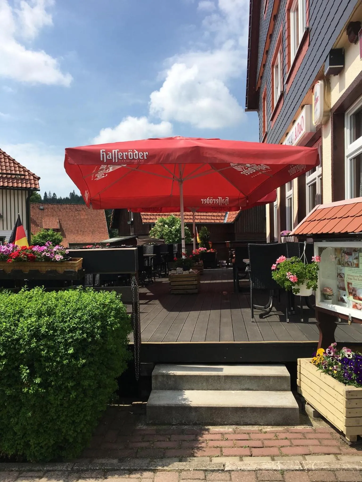Pension und China - Thai Restaurant Asia - Haus