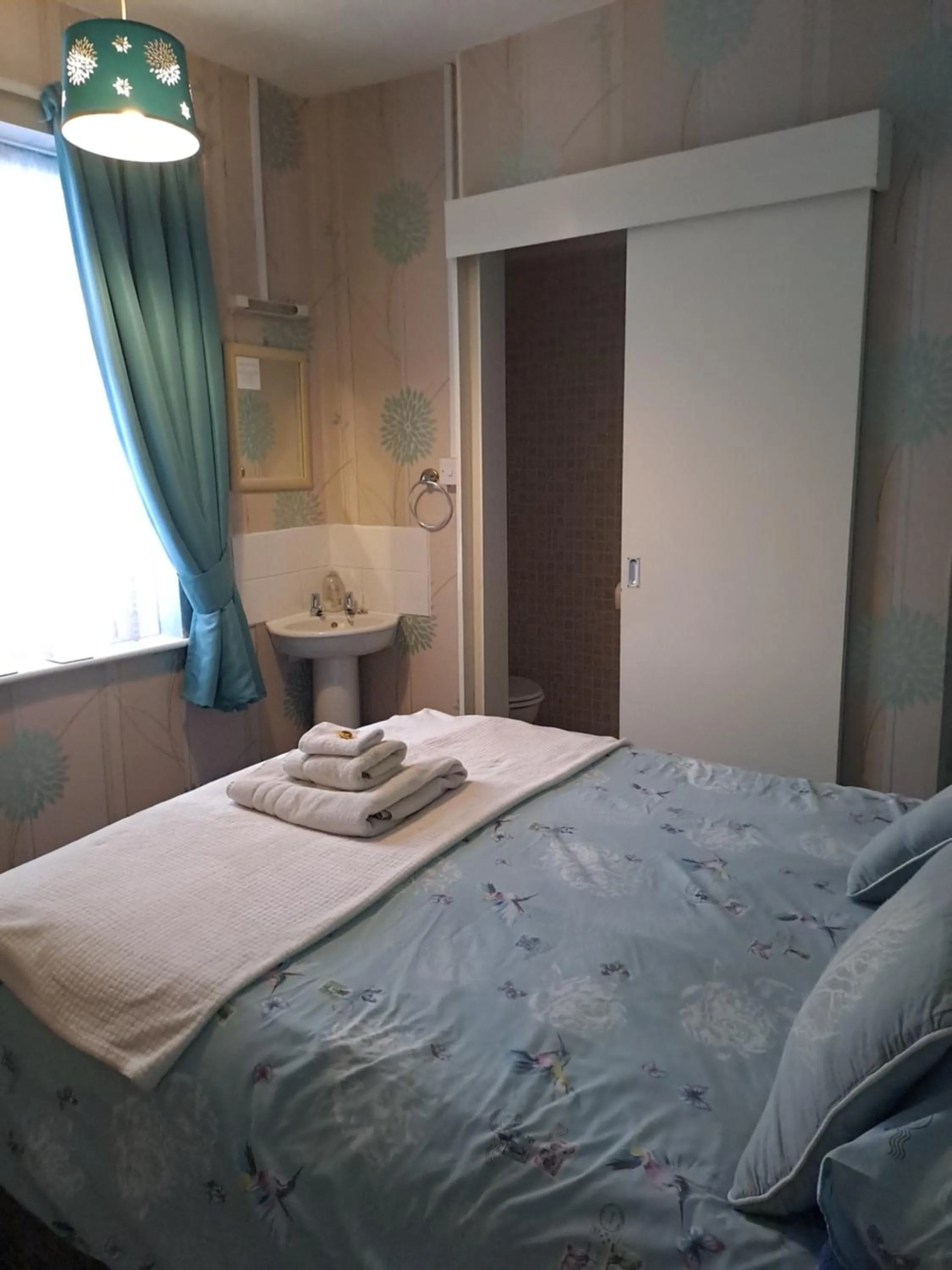 Bed in The Sandgate