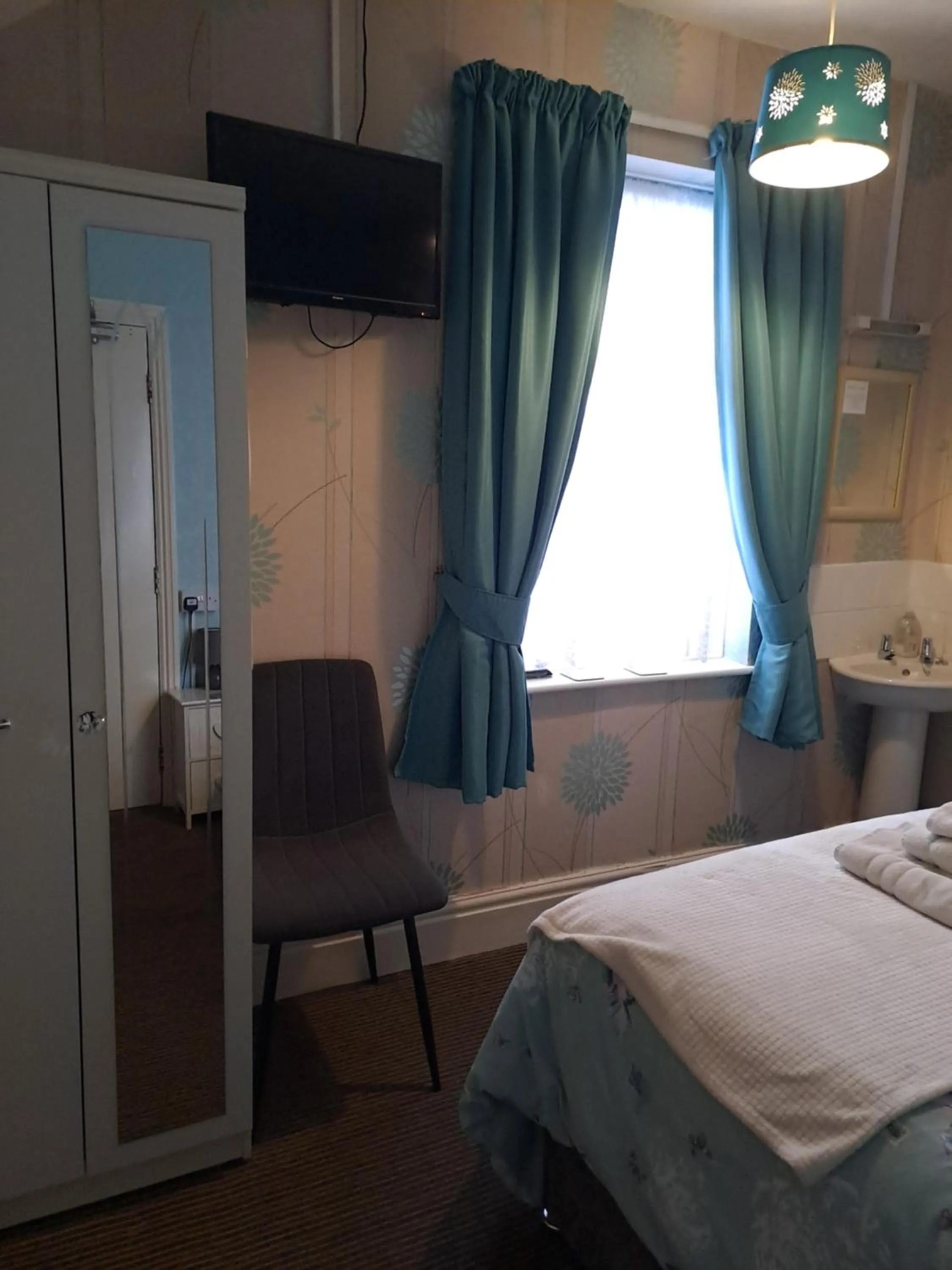 Bed in The Sandgate
