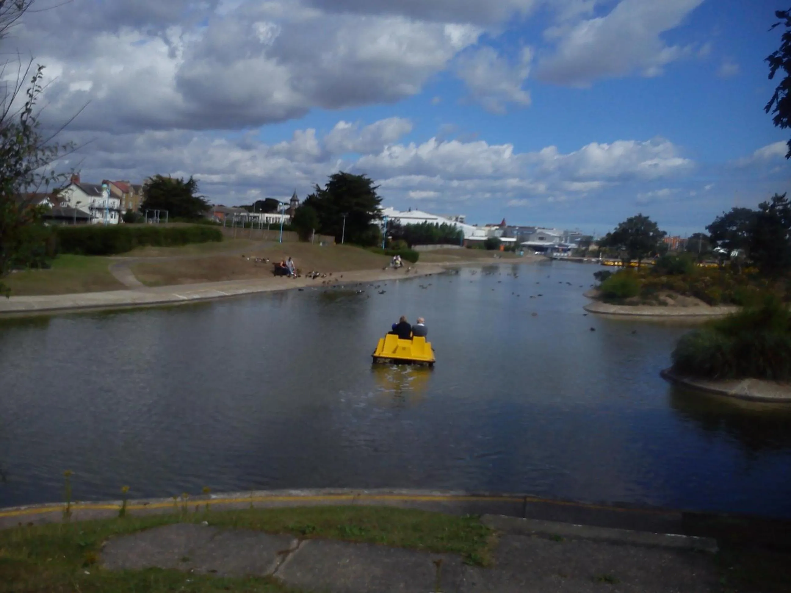 Area and facilities in The Sandgate