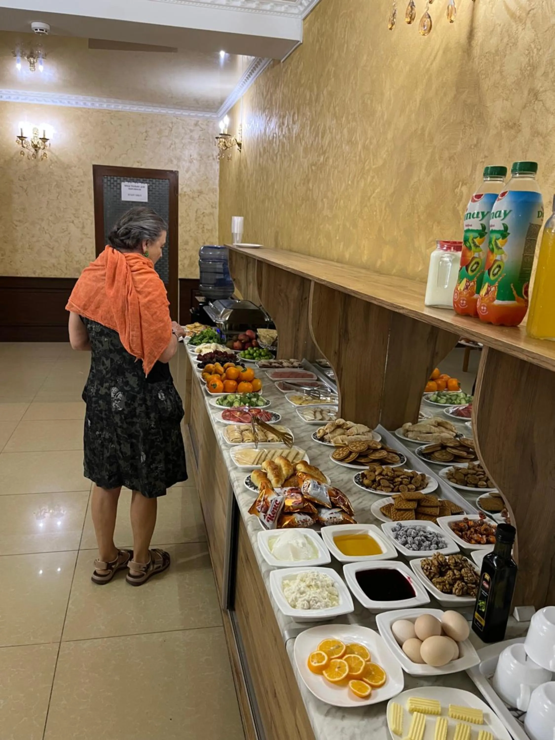 Restaurant/places to eat in Hotel Euro Asia Khiva in Ichan Qala