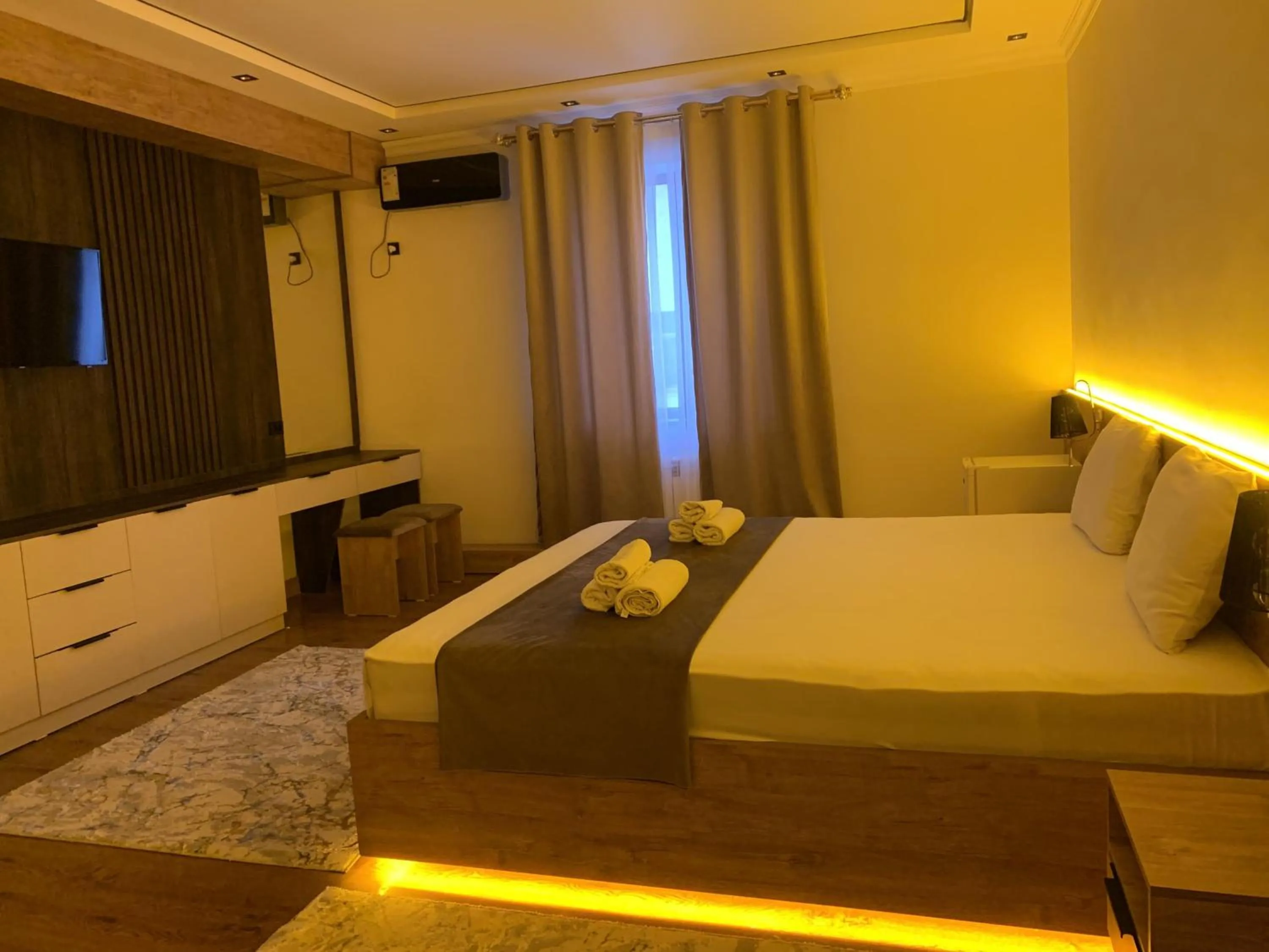 View (from property/room), Bed in Hotel Euro Asia Khiva in Ichan Qala