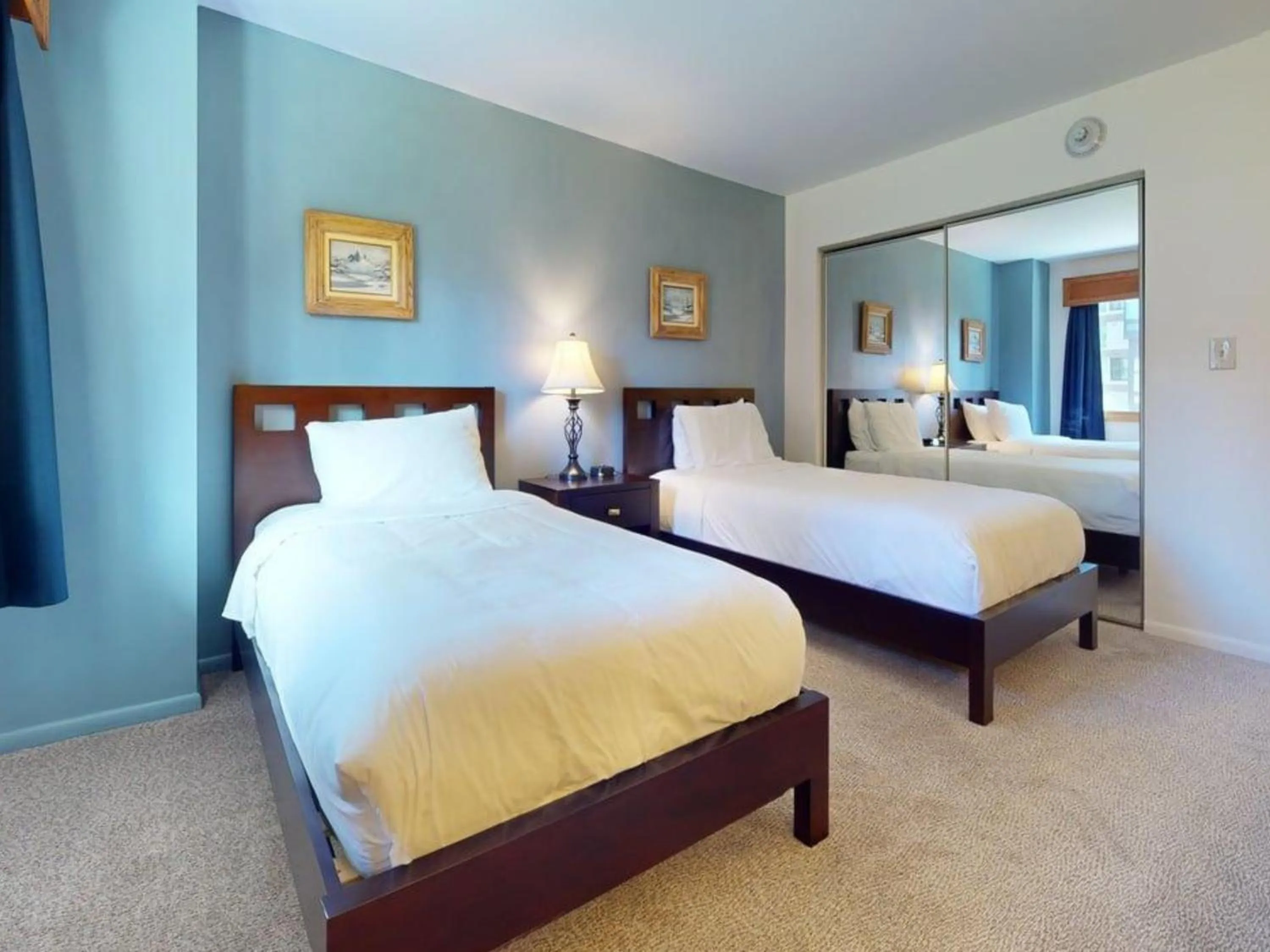 Bedroom, Bed in Enzian - CoralTree Residence Collection