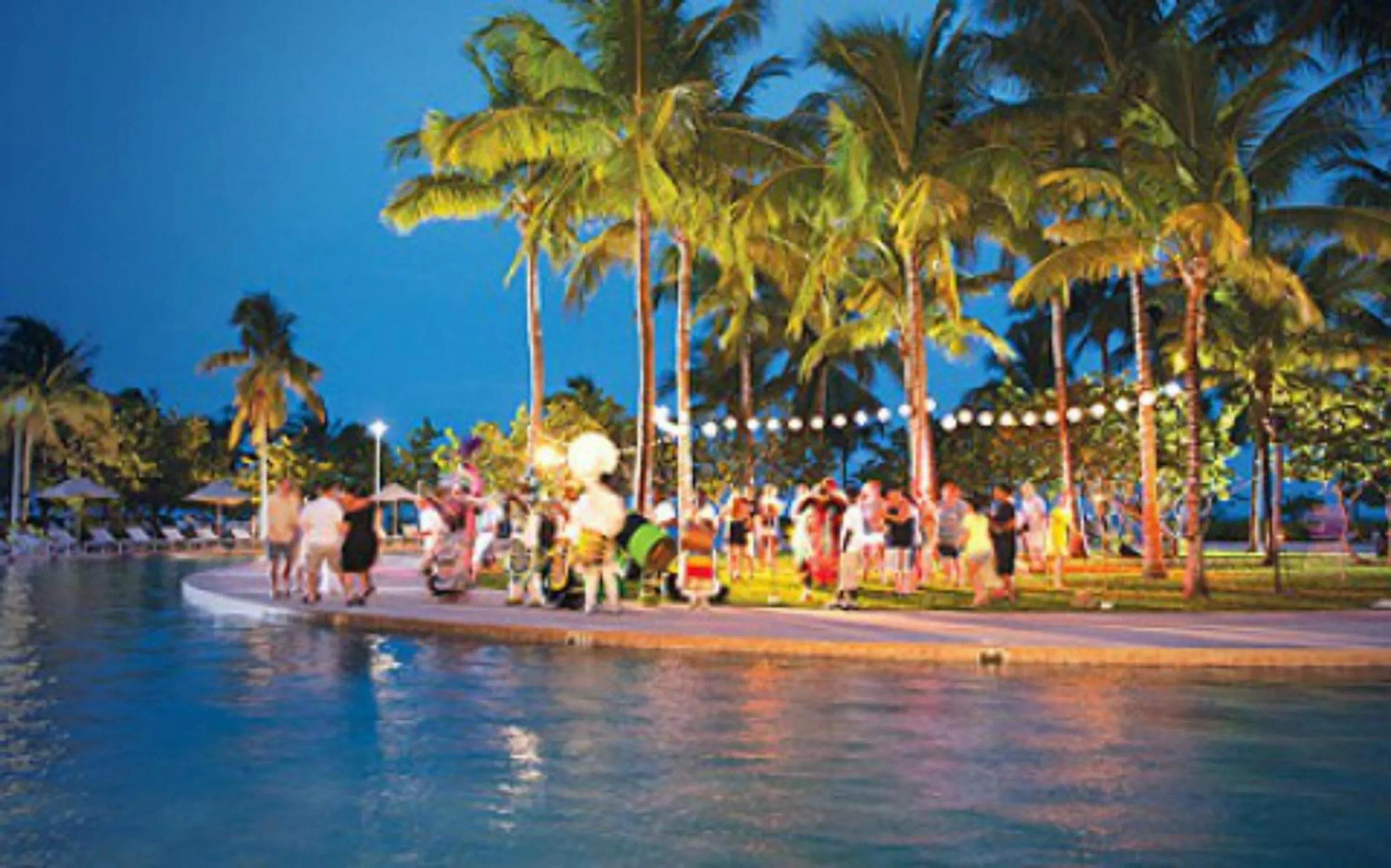 Swimming pool in Lighthouse Pointe at Grand Lucayan Resort