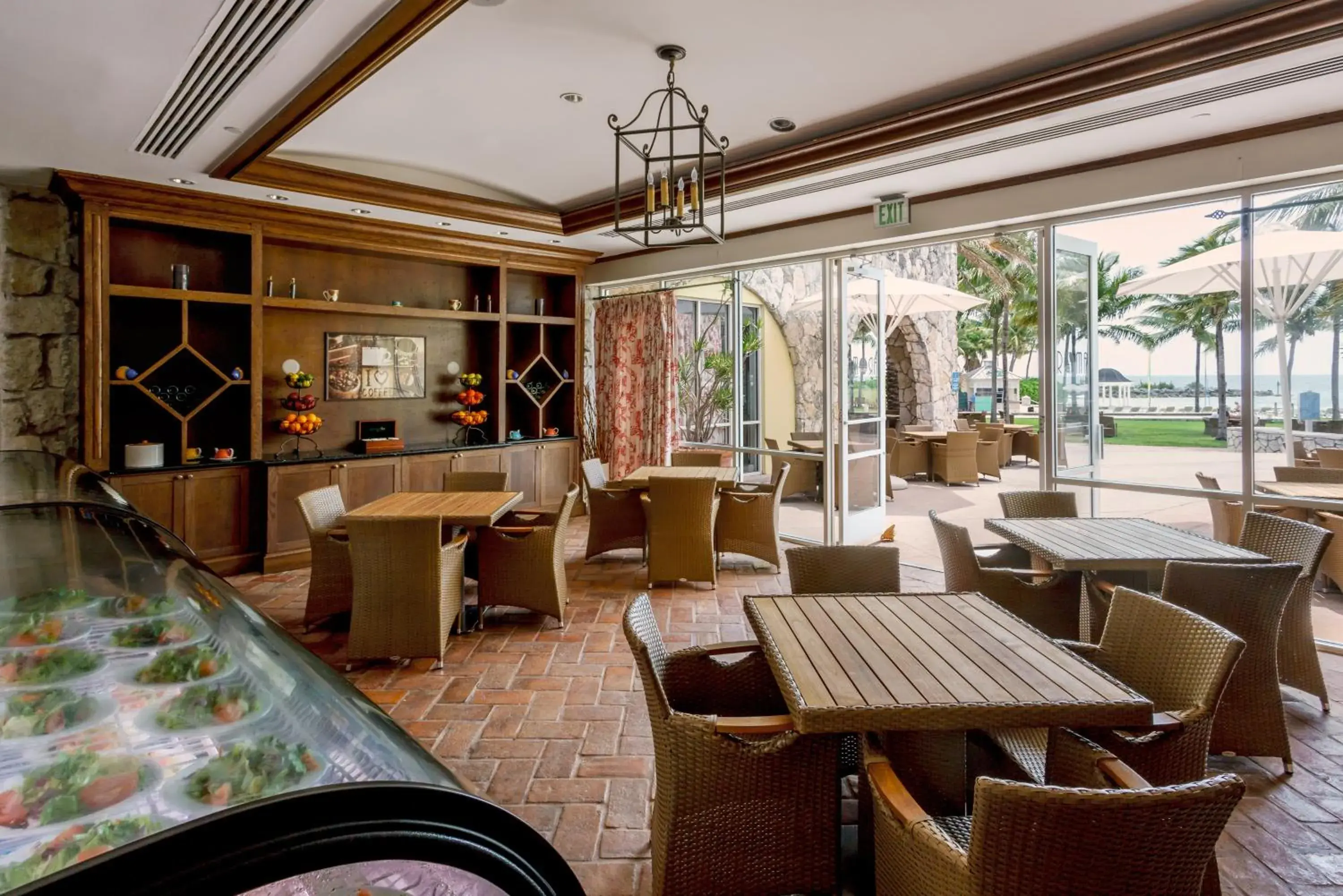 Restaurant/places to eat in Lighthouse Pointe at Grand Lucayan Resort Restaurant/places to eat in Lighthouse Pointe at Grand Lucayan Resort