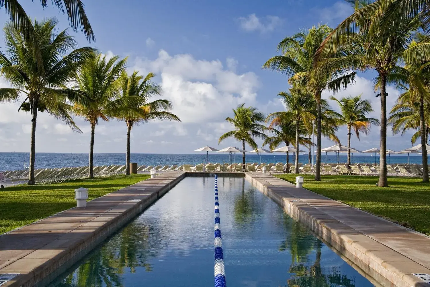 Swimming pool in Lighthouse Pointe at Grand Lucayan Resort Swimming pool in Lighthouse Pointe at Grand Lucayan Resort