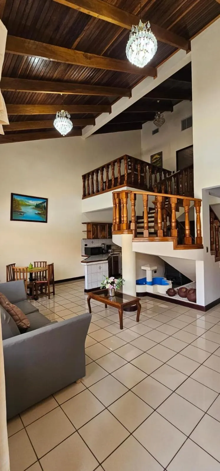 Living room in Apartotel Obelisco San José Aeropuerto