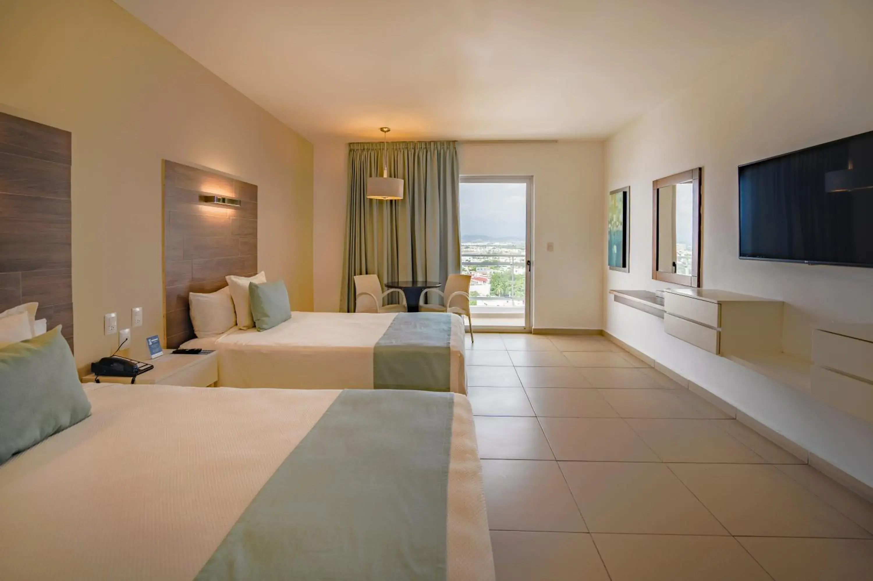 Photo of the whole room, Bed in Pacific Palace Beach Tower Hotel Photo of the whole room, Bed in Pacific Palace Beach Tower Hotel