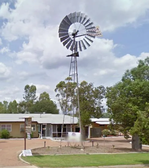 Property building in Roma Aussie Tourist Park