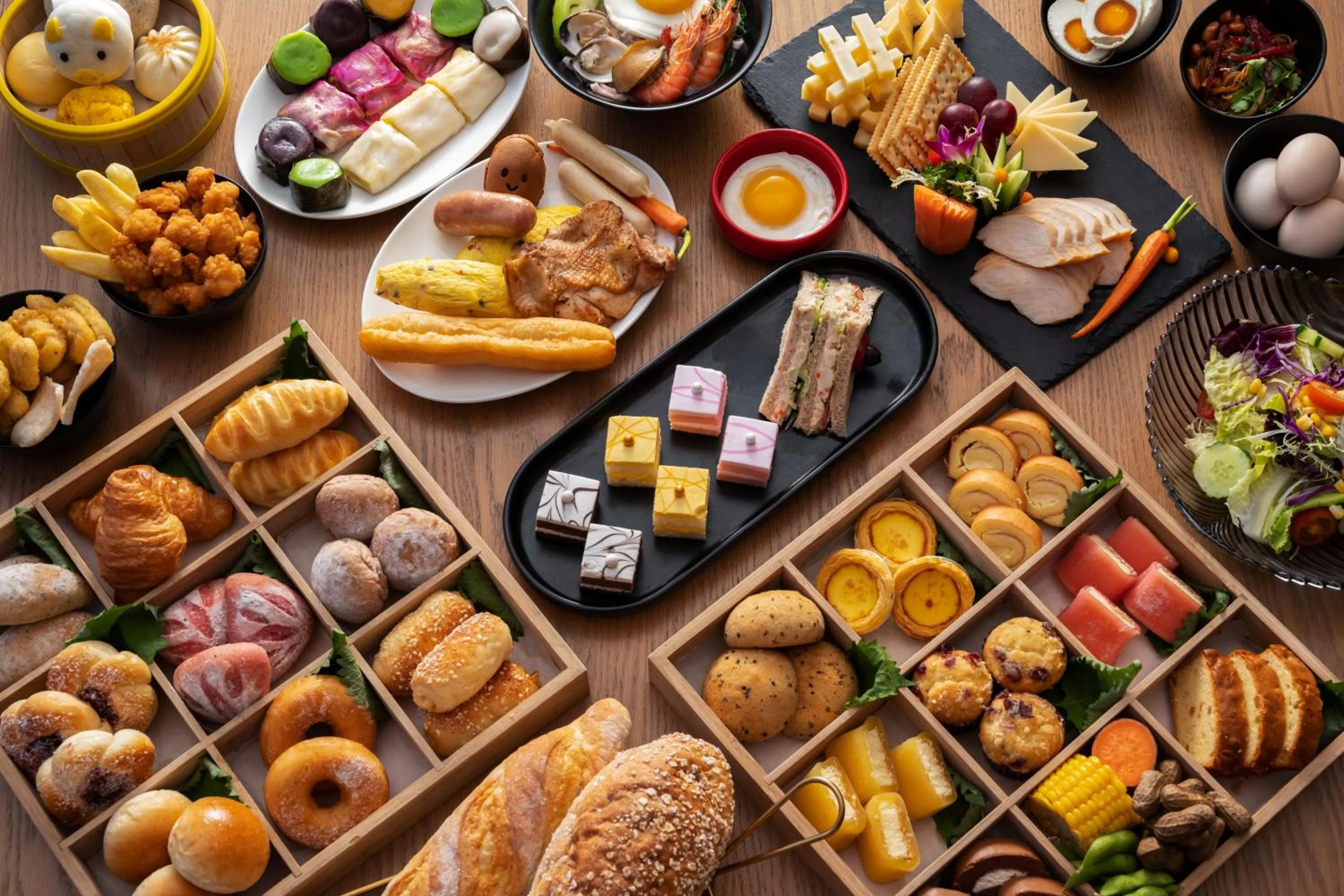 Breakfast in Harman Resort Hotel Sanya