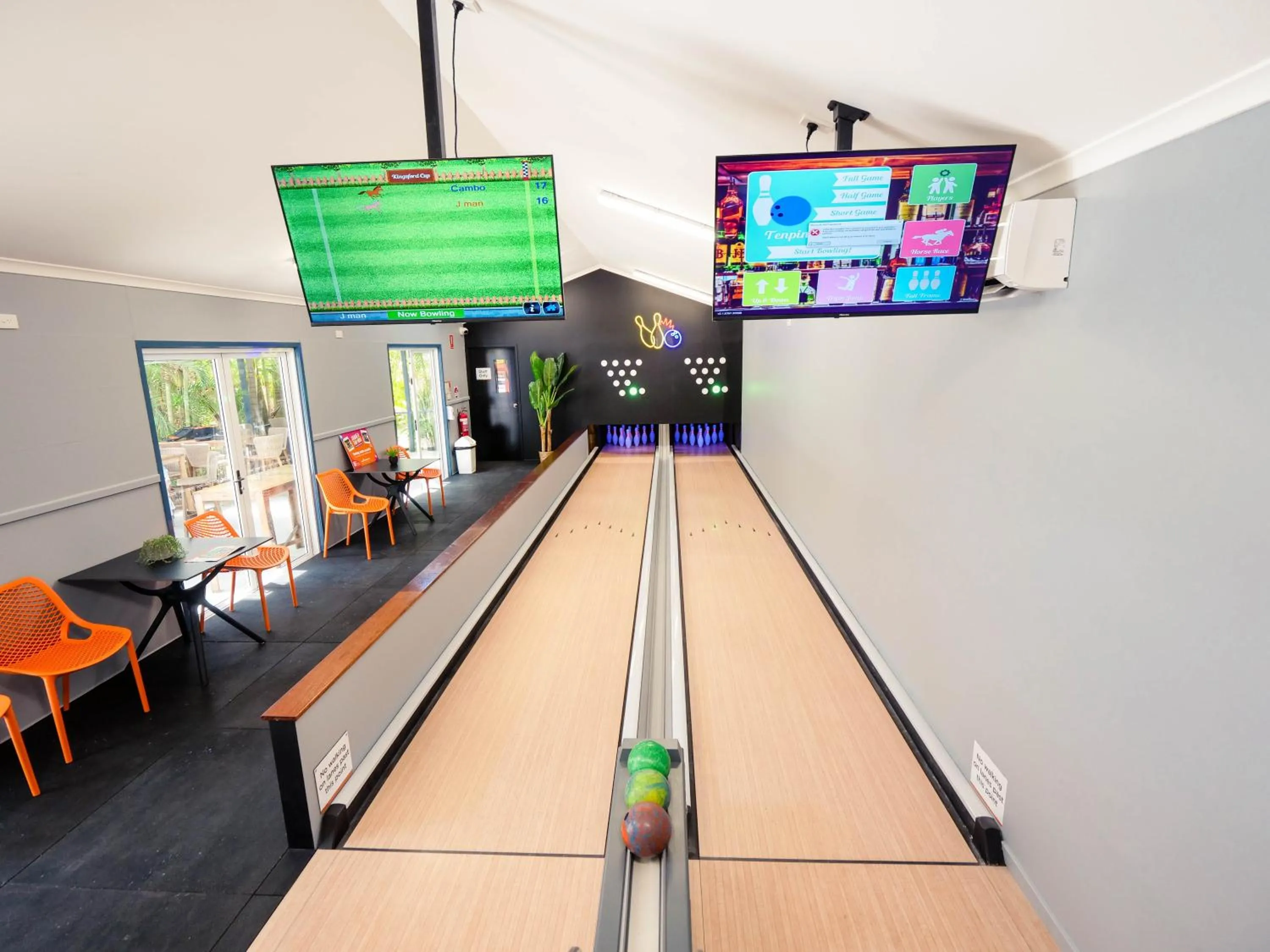 Bowling in Ingenia Holidays Soldiers Point