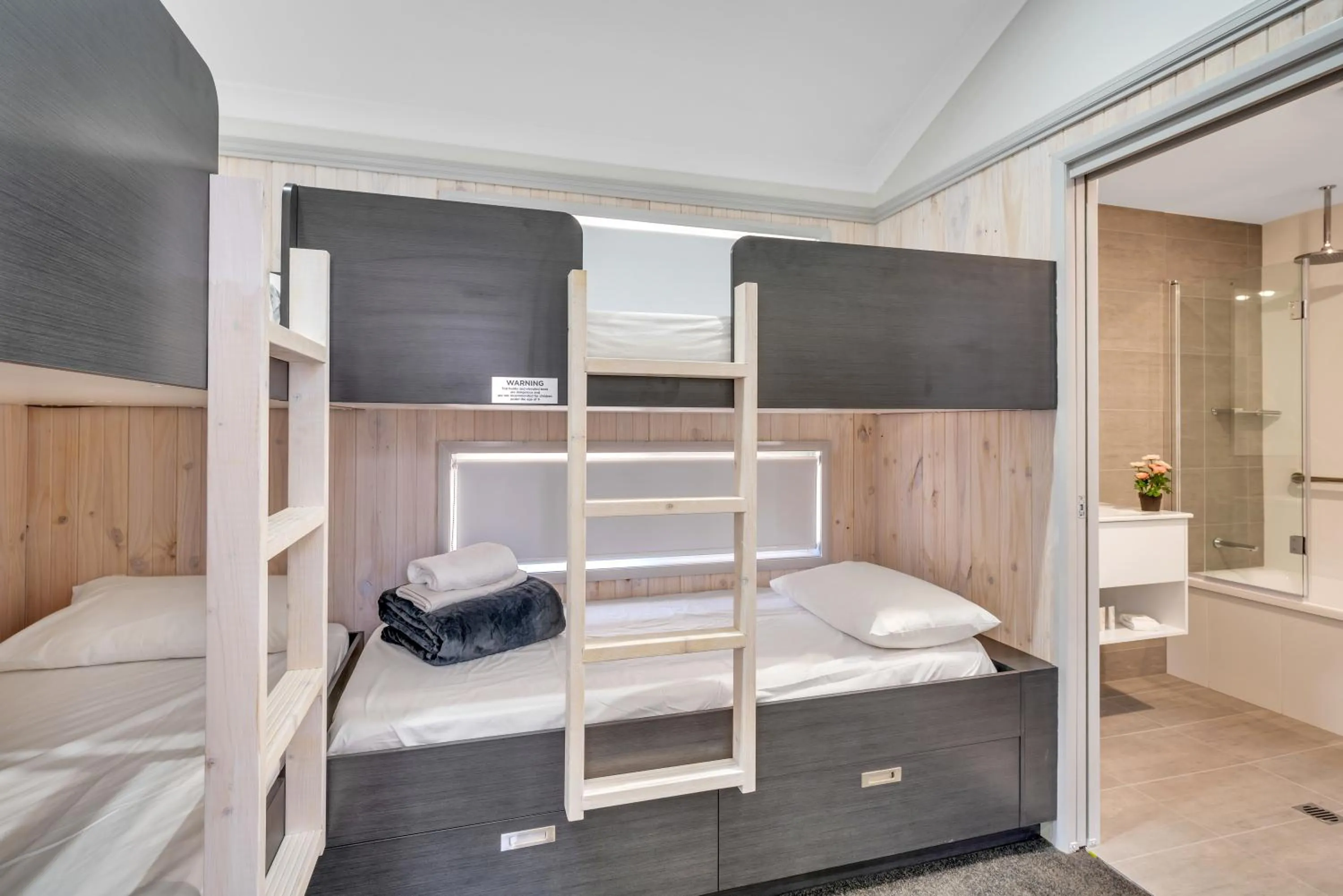 Bedroom, Bed in Ingenia Holidays Soldiers Point