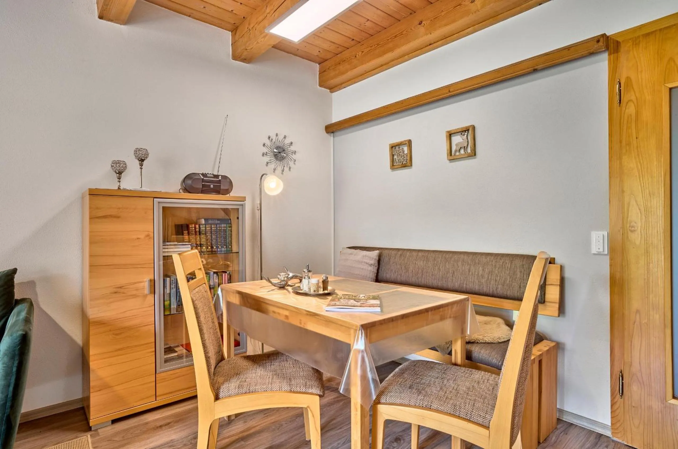 Dining area in Ferienhaus Isolde