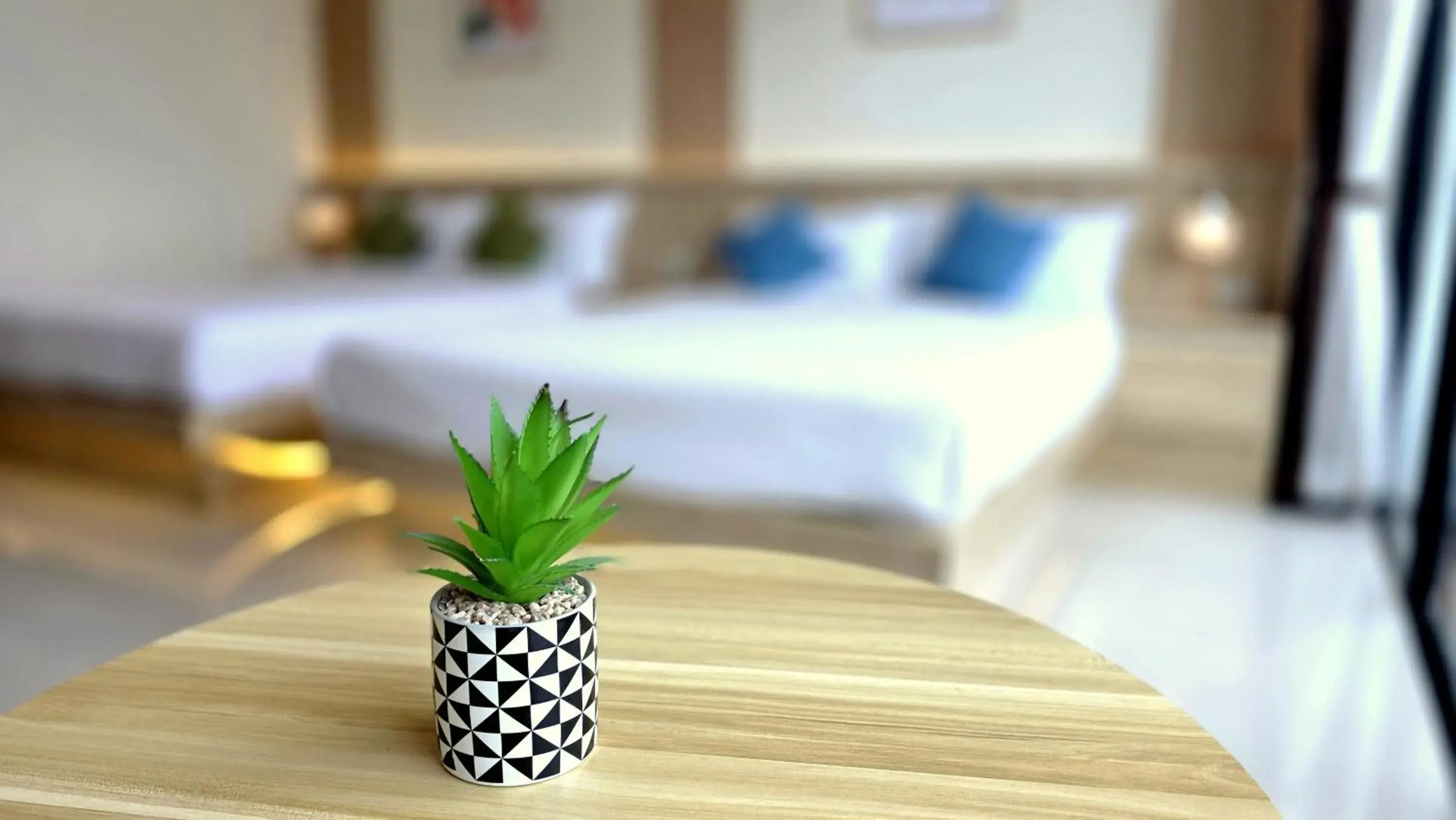 Photo of the whole room, Bed in Samed Port View Photo of the whole room, Bed in Samed Port View