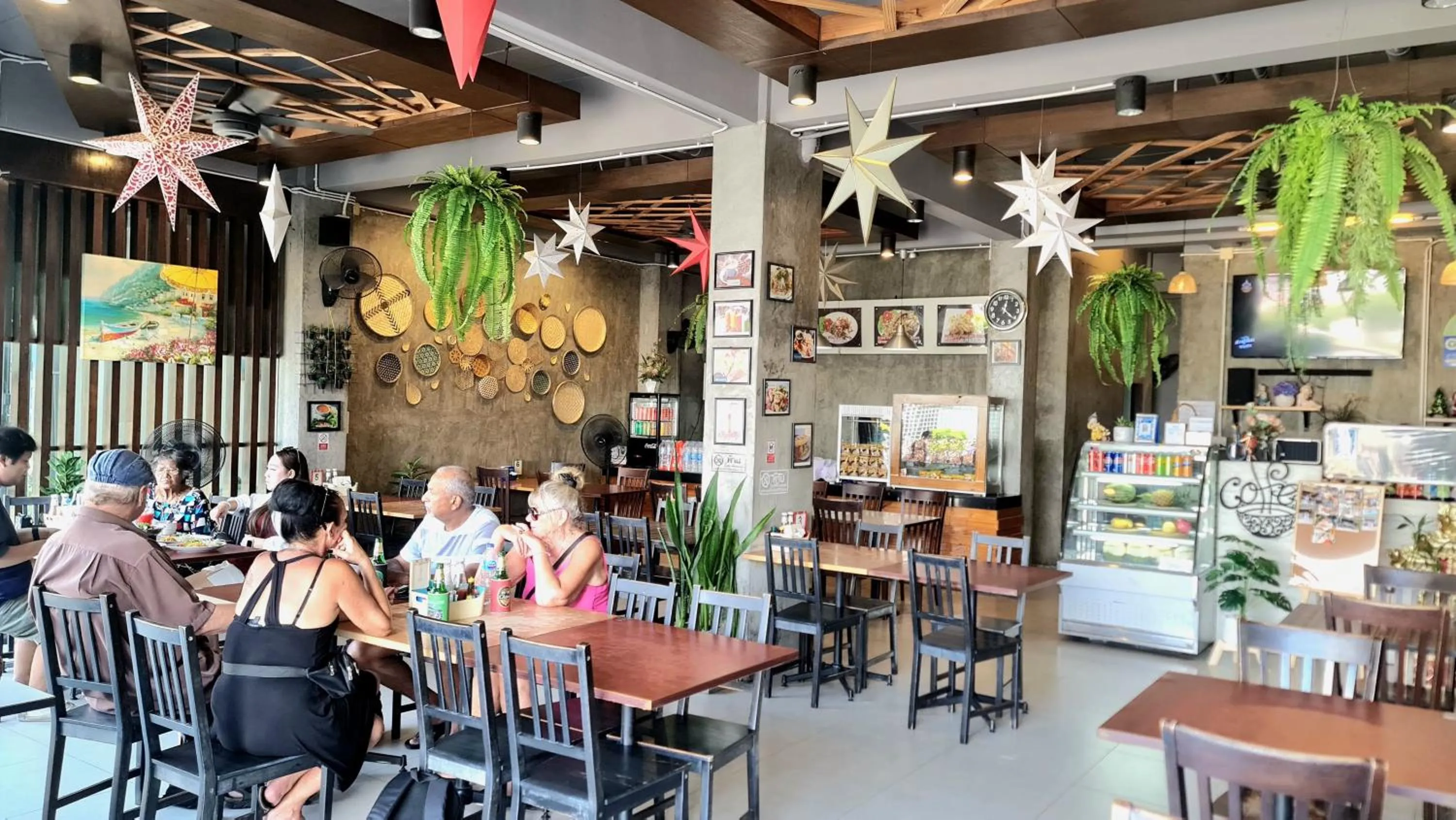 Restaurant/places to eat in Samed Port View