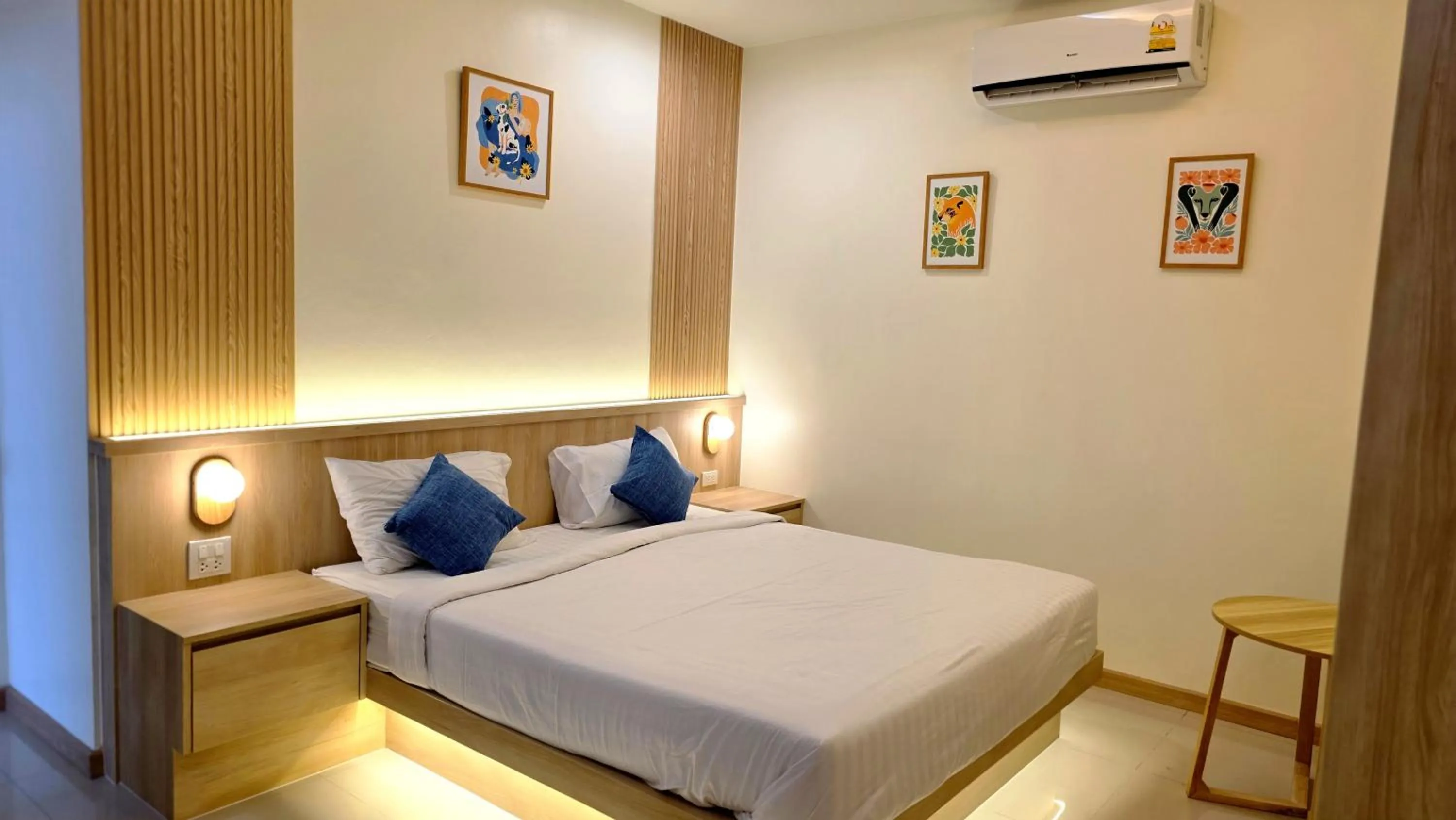 Bed in Samed Port View