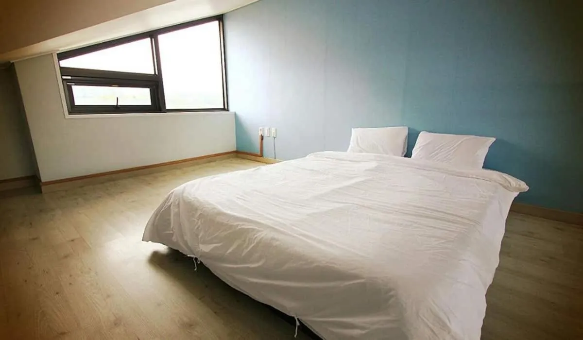 Bed in Oceantree House