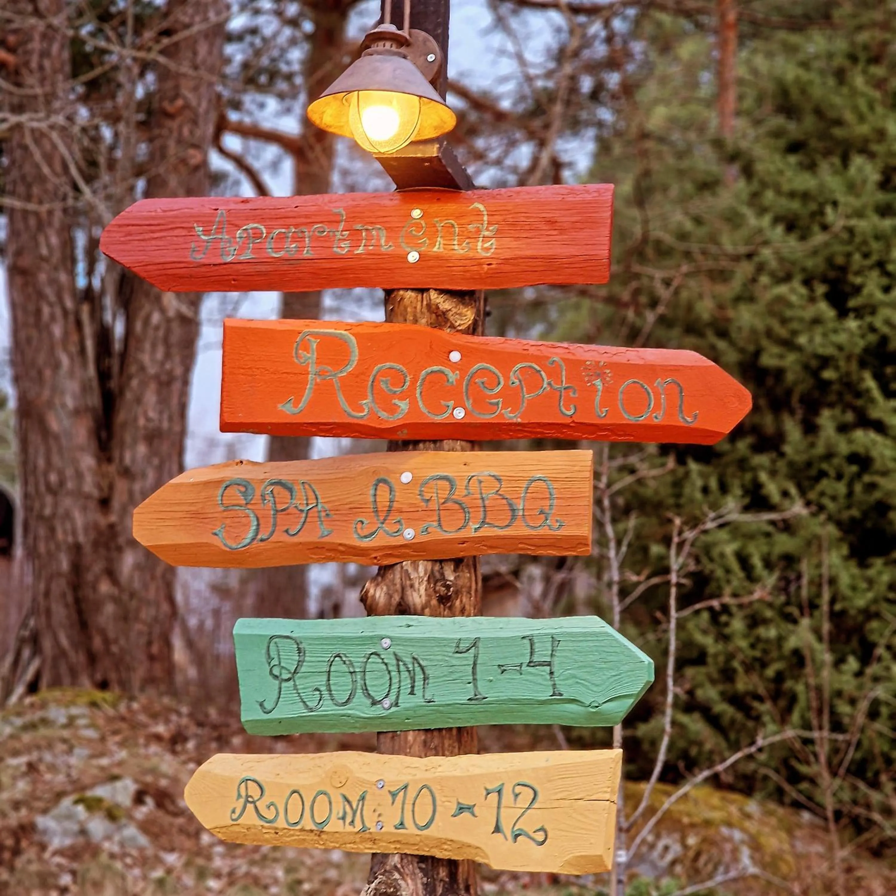 Logo/Certificate/Sign in Woodstock B&B & Studio Apartments