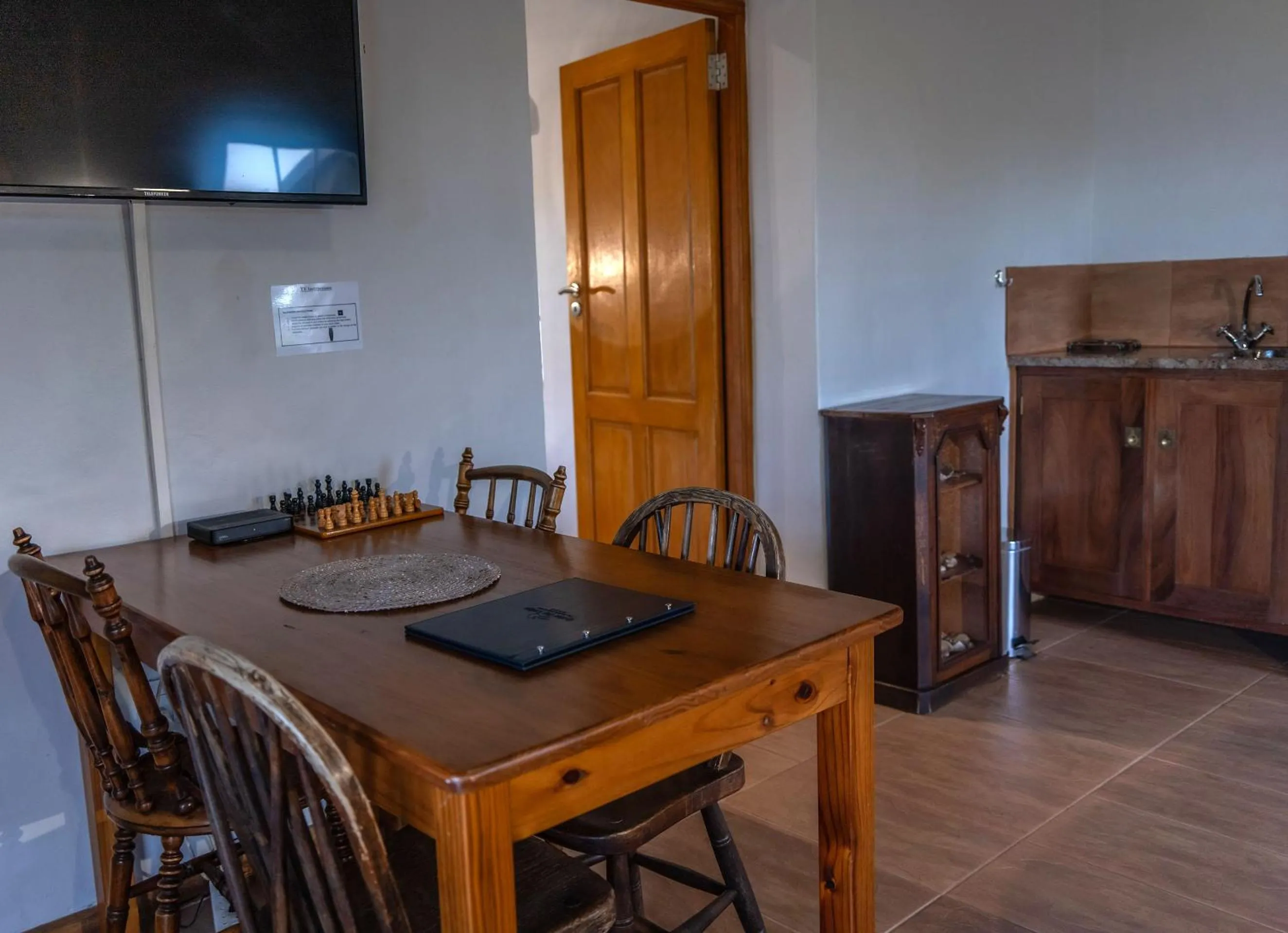 kitchen in Oyster Bay Lodge
