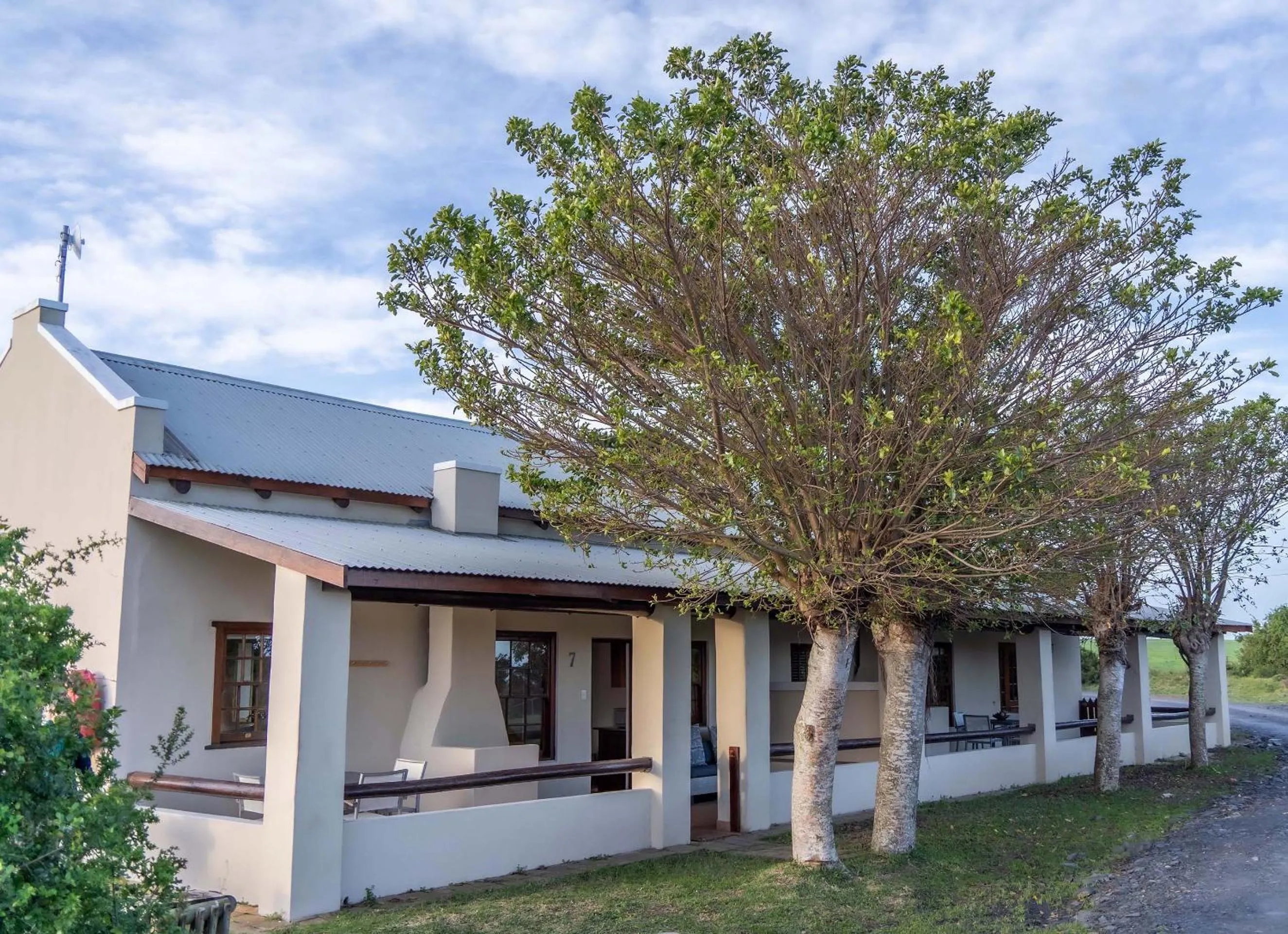 Property building in Oyster Bay Lodge