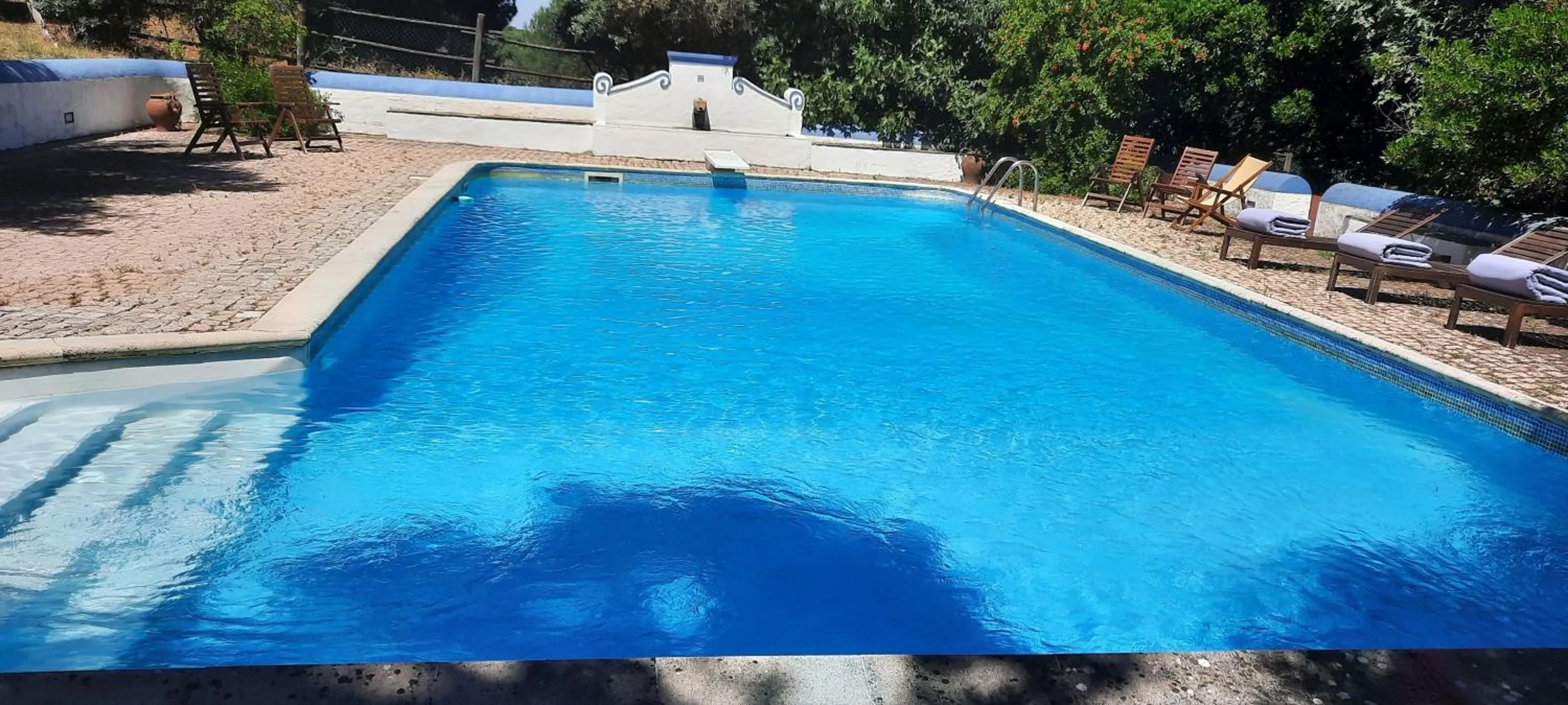 Swimming pool in Tapada da Rabela - Reserva Natural