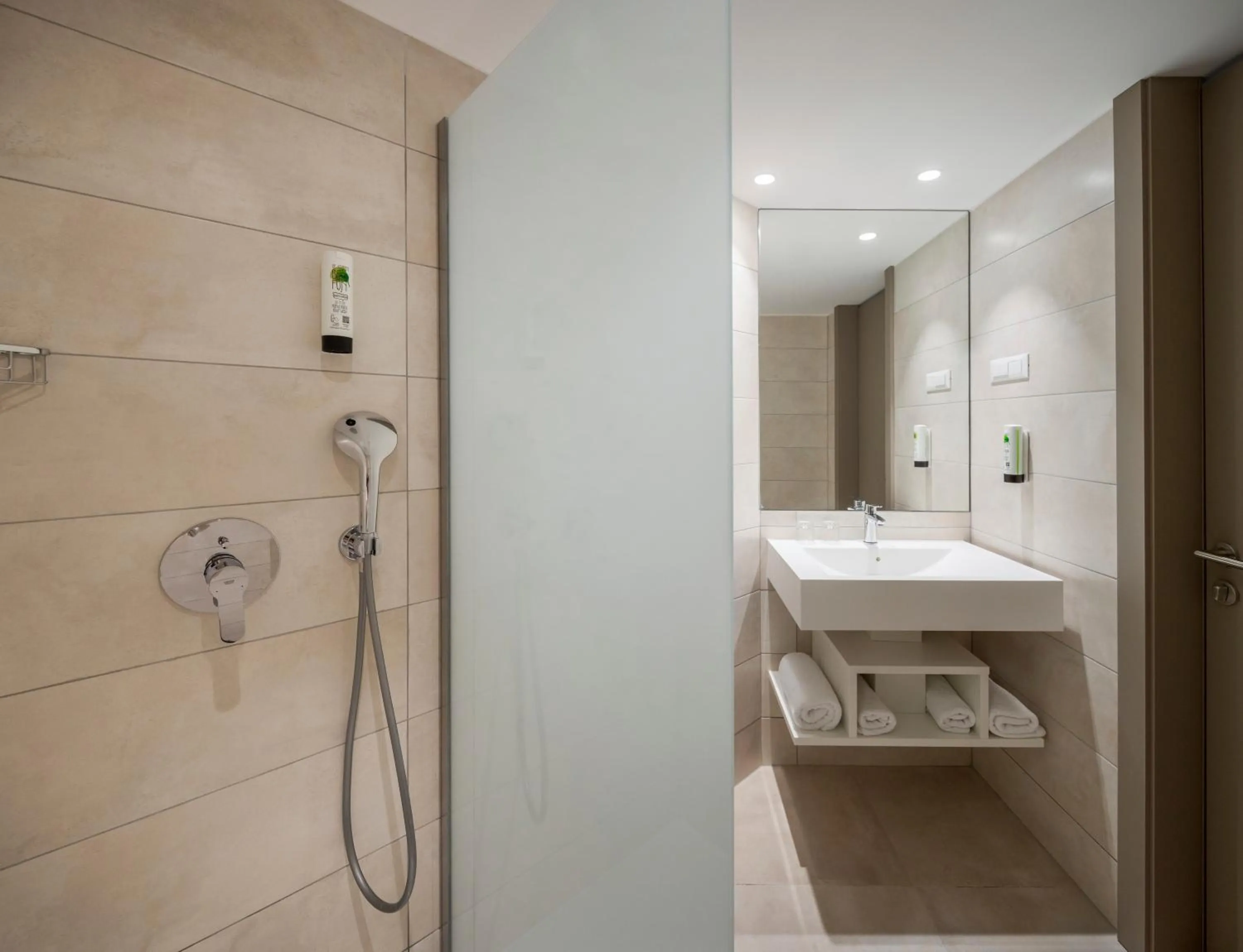 Bathroom in BRETANIDE Sport & Wellness Resort - All Inclusive