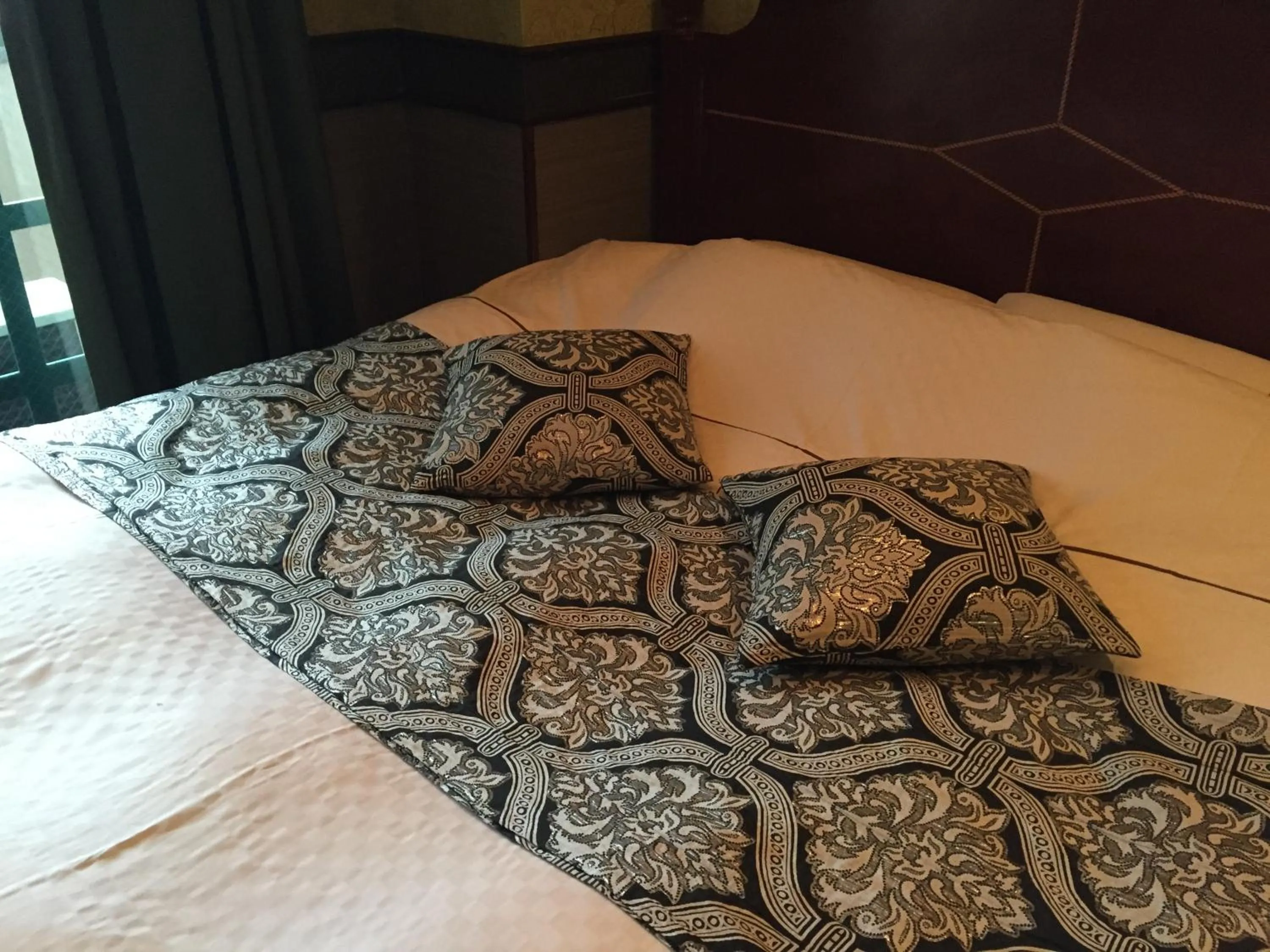 Bedroom, Bed in Hotel Salle de bain