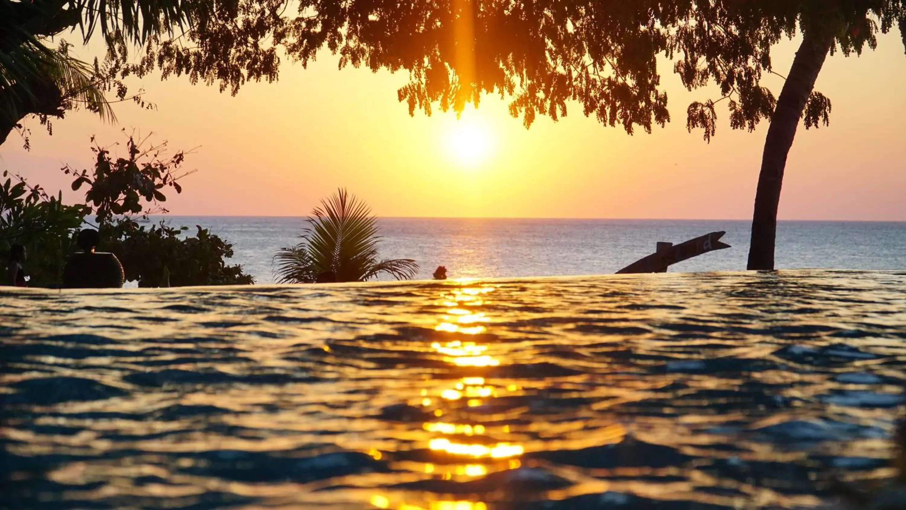 Swimming pool in Sotis Hotel Kupang Swimming pool in Sotis Hotel Kupang