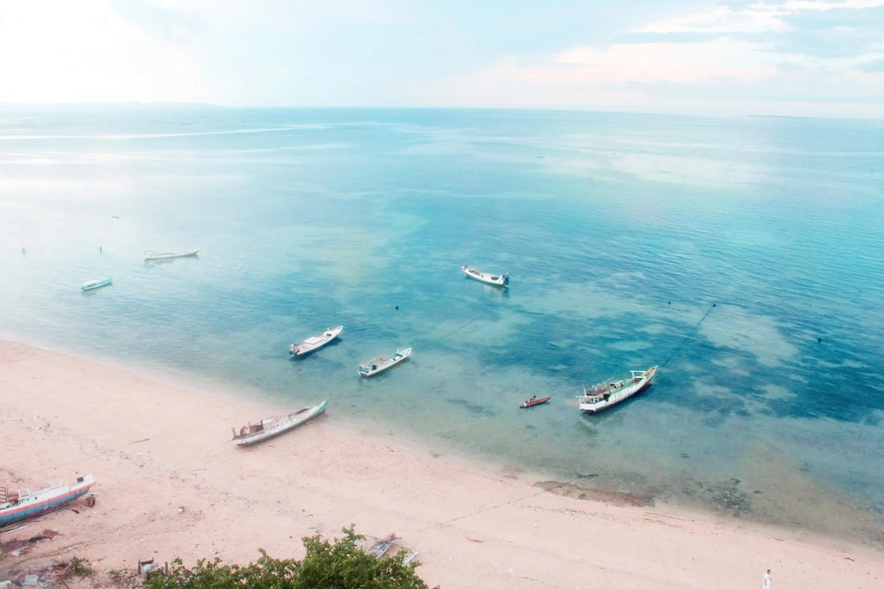 Beach in Sotis Hotel Kupang