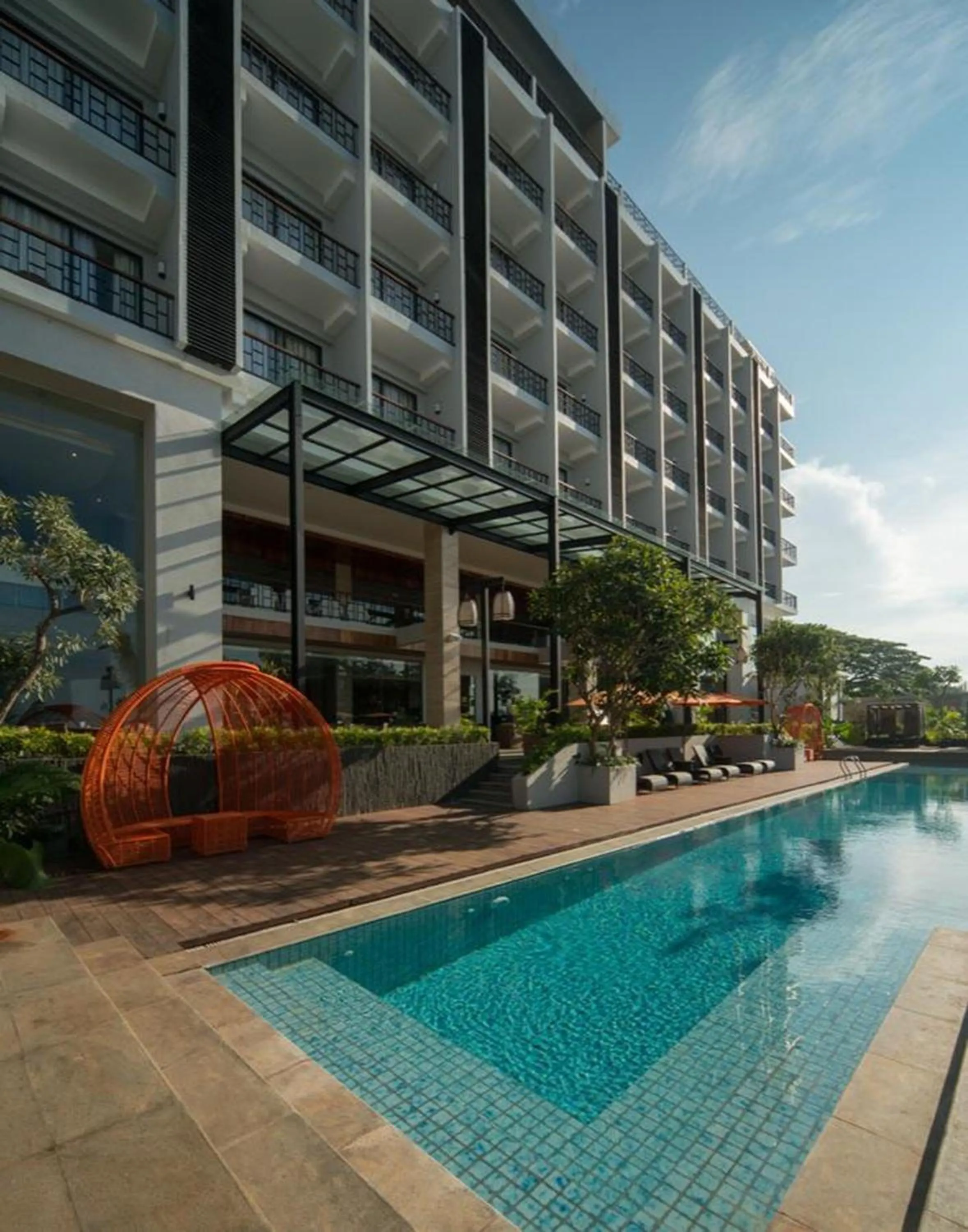 Swimming pool in Sotis Hotel Kupang